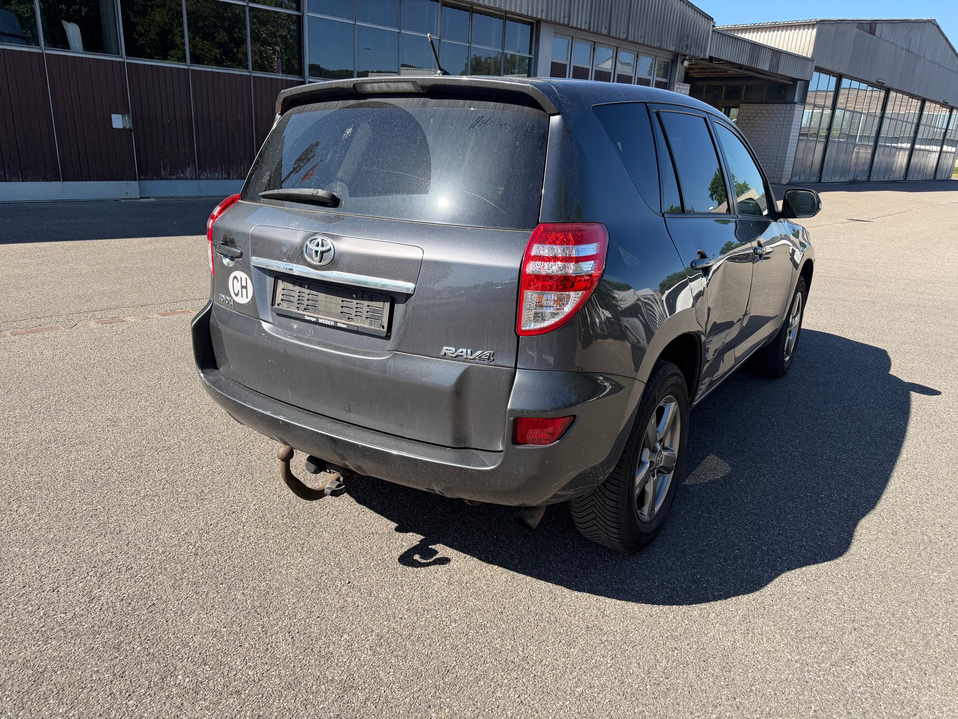 TOYOTA RAV-4 2.2D-4D Linea Luna-image-3