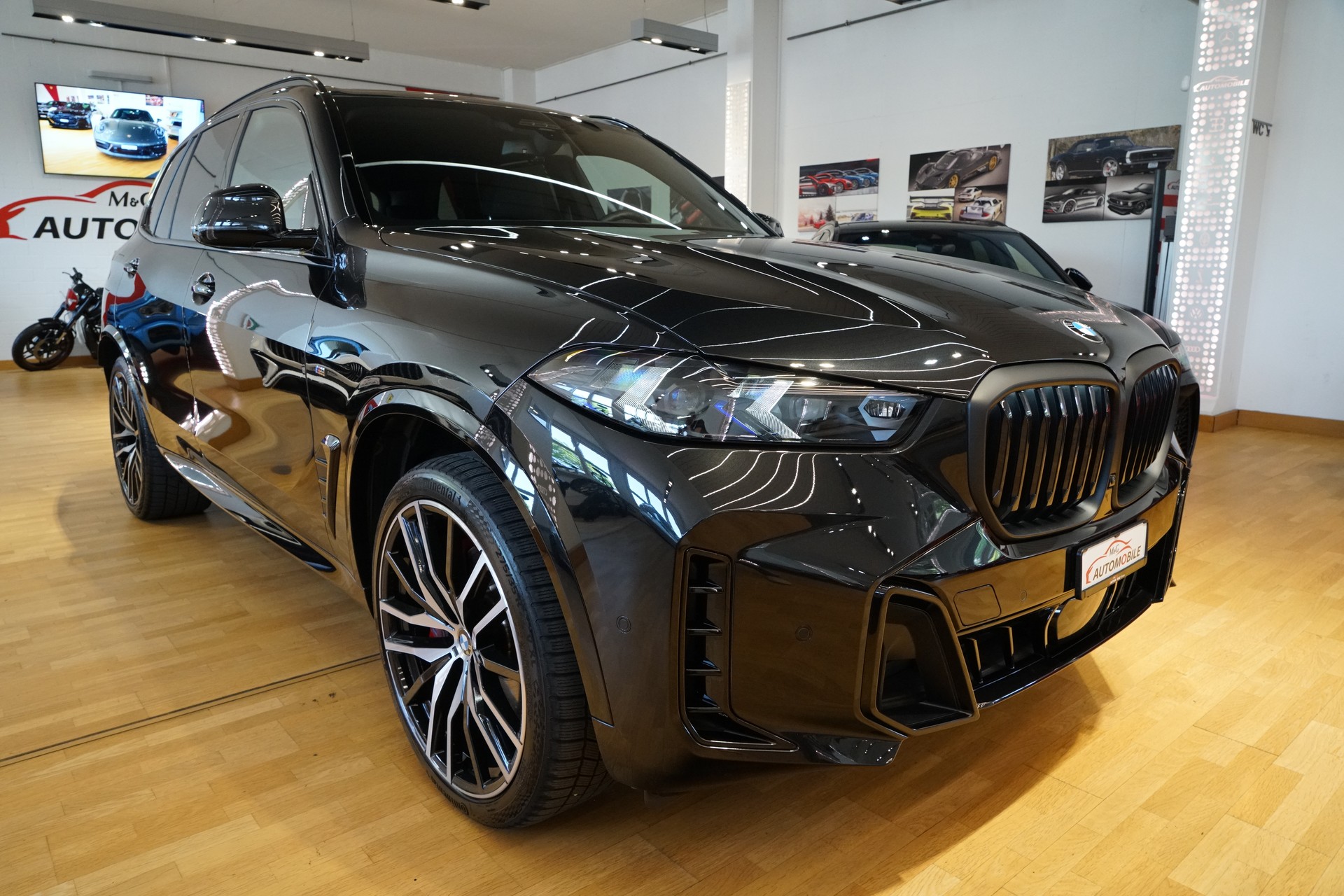 BMW X5 xDrive 48V 30d M Sport Pro Steptronic-showroom-element-2