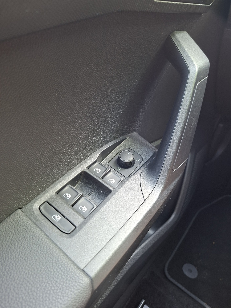 SEAT 1.0 TSI 110 Style DSG-image-16