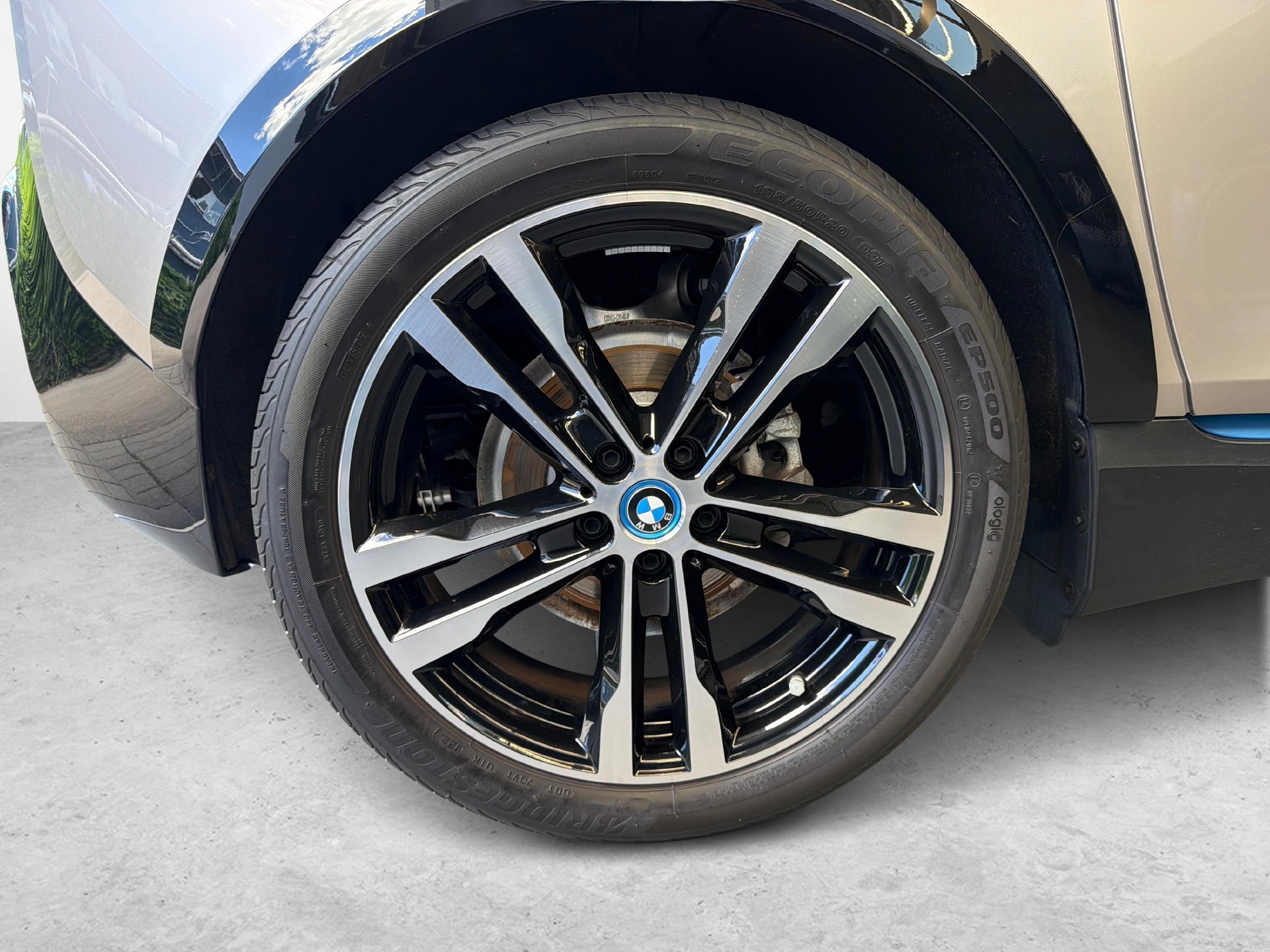 BMW i3 120 Ah-image-10
