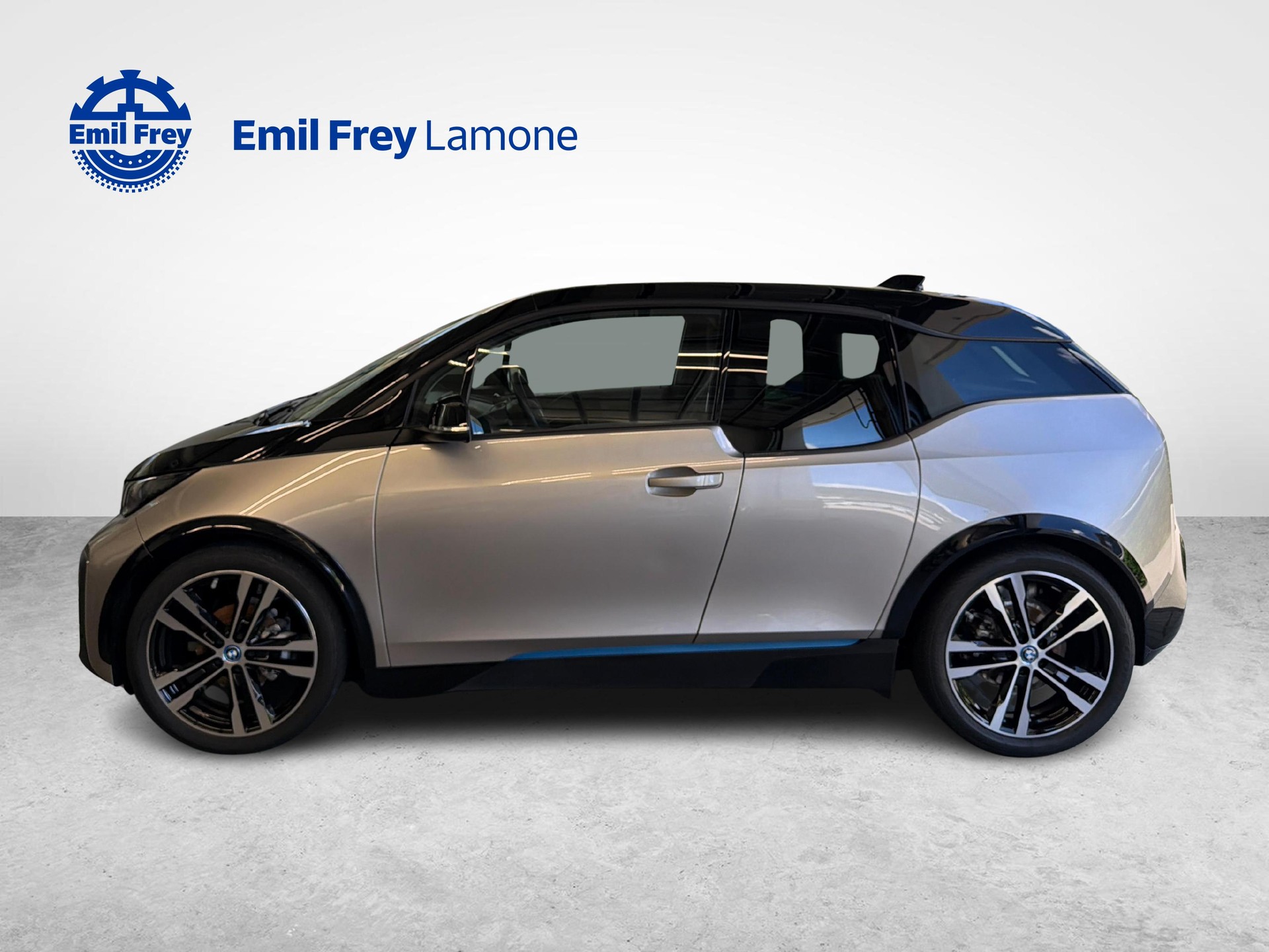BMW i3 120 Ah-showroom-element-3