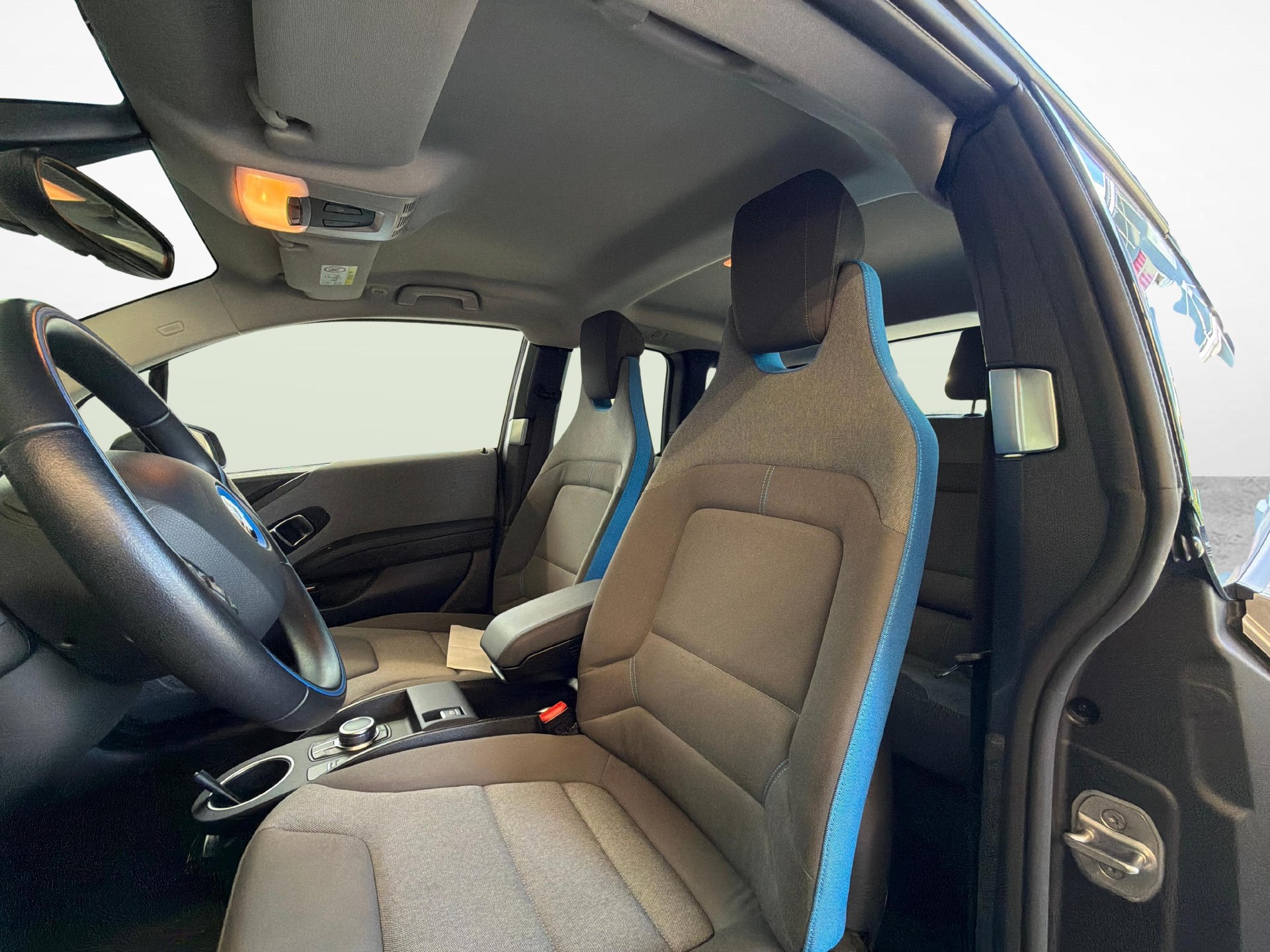 BMW i3 120 Ah-image-12