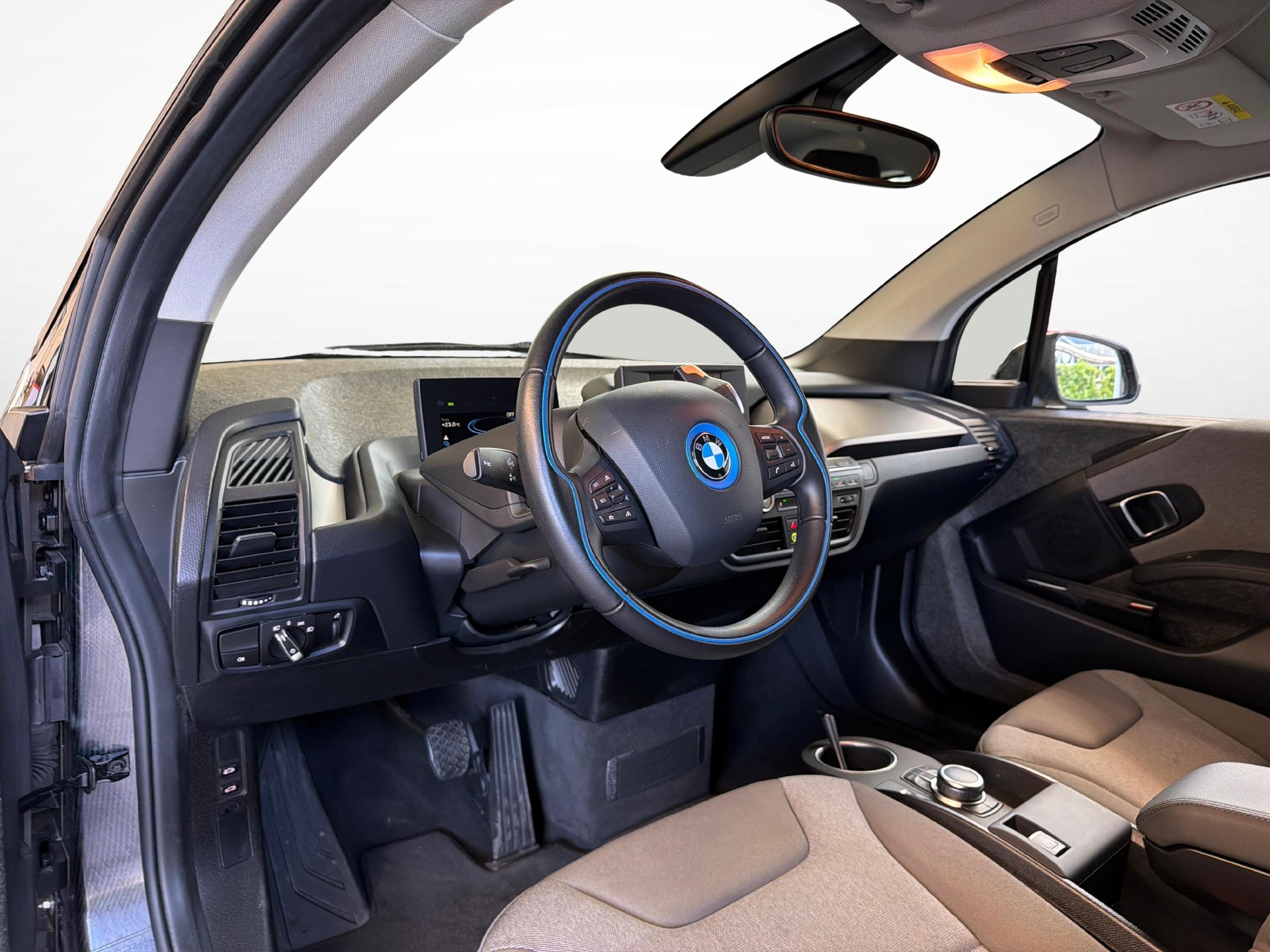 BMW i3 120 Ah-image-13