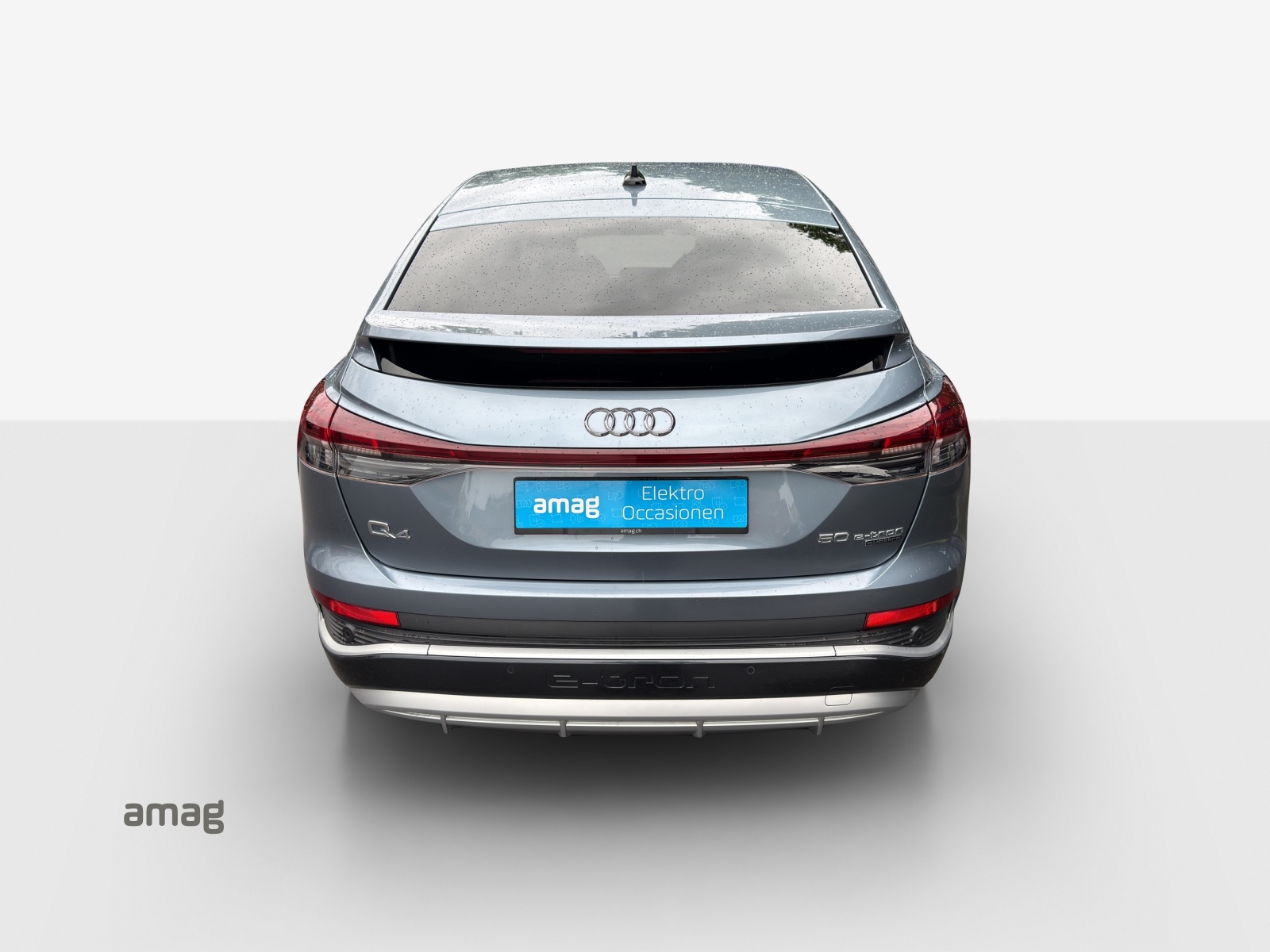 AUDI Q4 Sportback e-tron 50 quattro-showroom-element-3