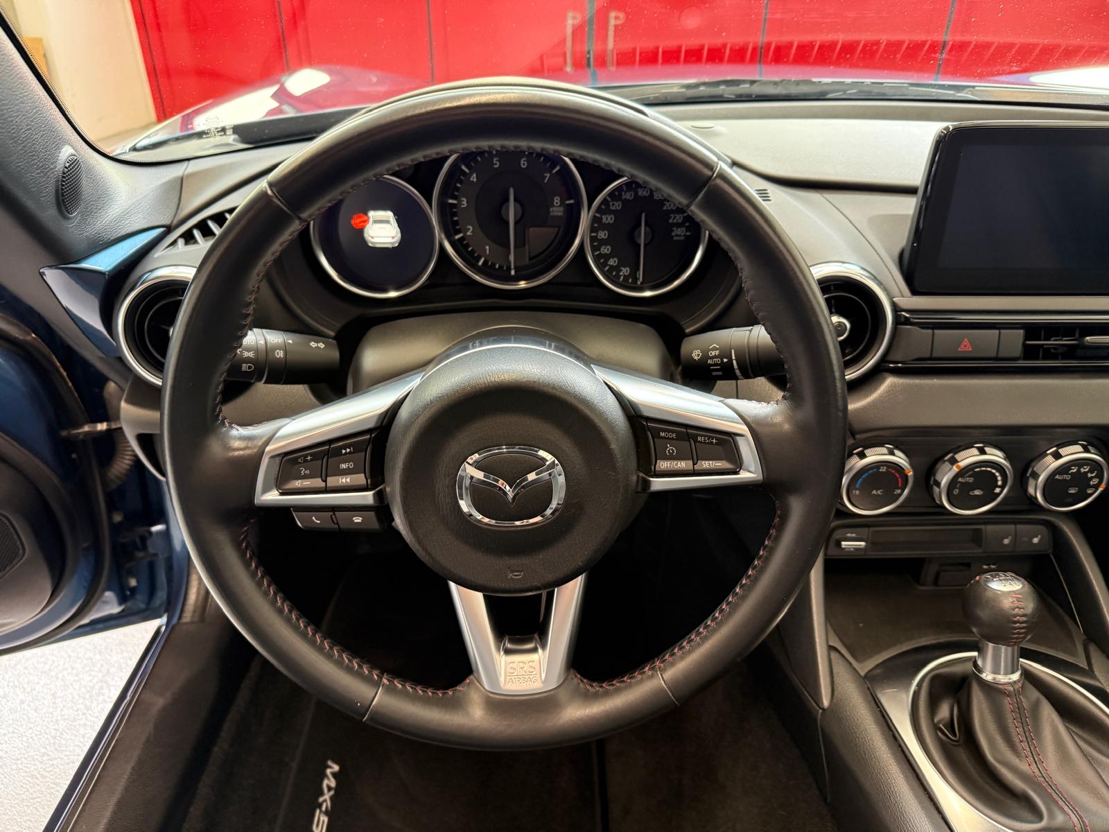 MAZDA MX-5 RF SKYACTIV-G 184 Revolution-image-13