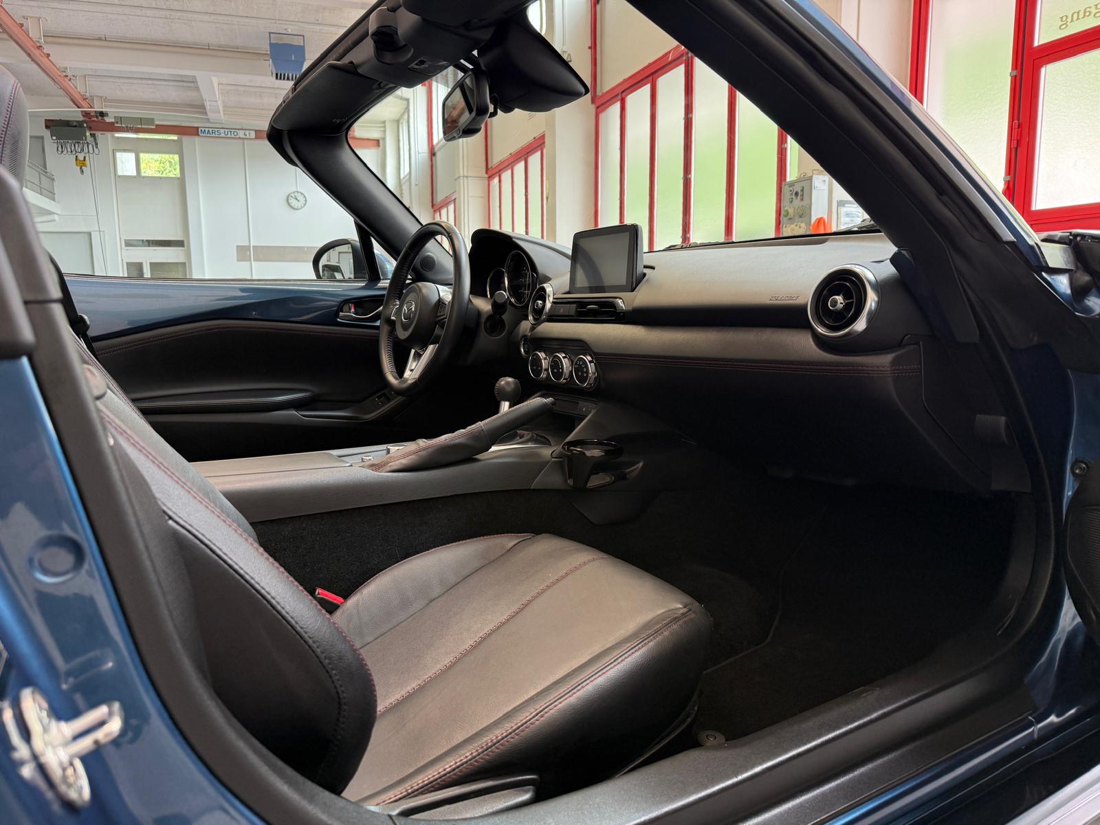 MAZDA MX-5 RF SKYACTIV-G 184 Revolution-image-14
