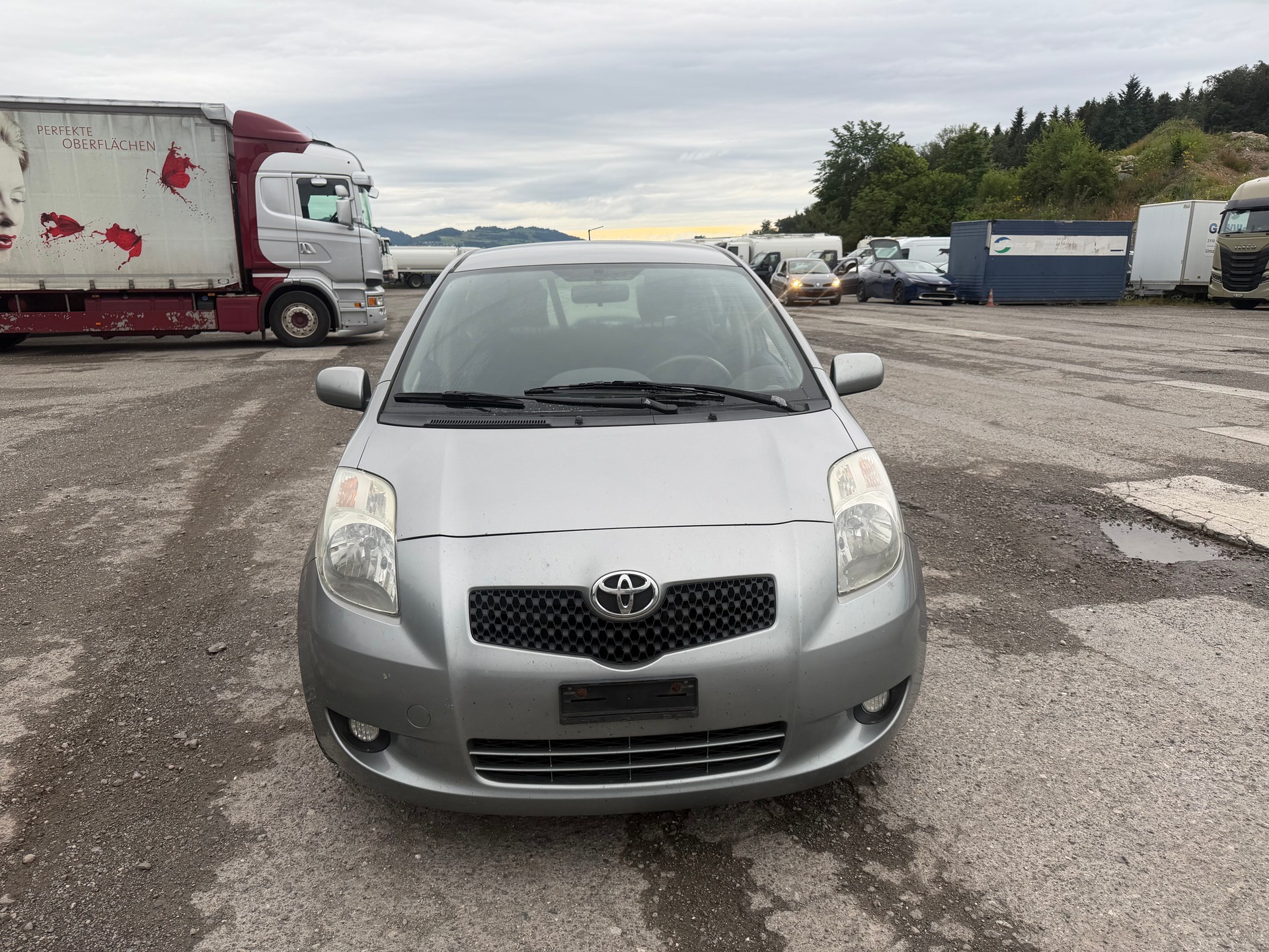 TOYOTA Yaris 1.3 Linea Sol