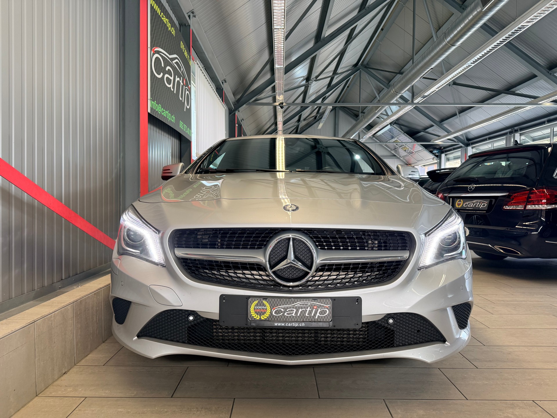 MERCEDES-BENZ CLA Shooting Brake 180 Urban 7G-DCT-image-4