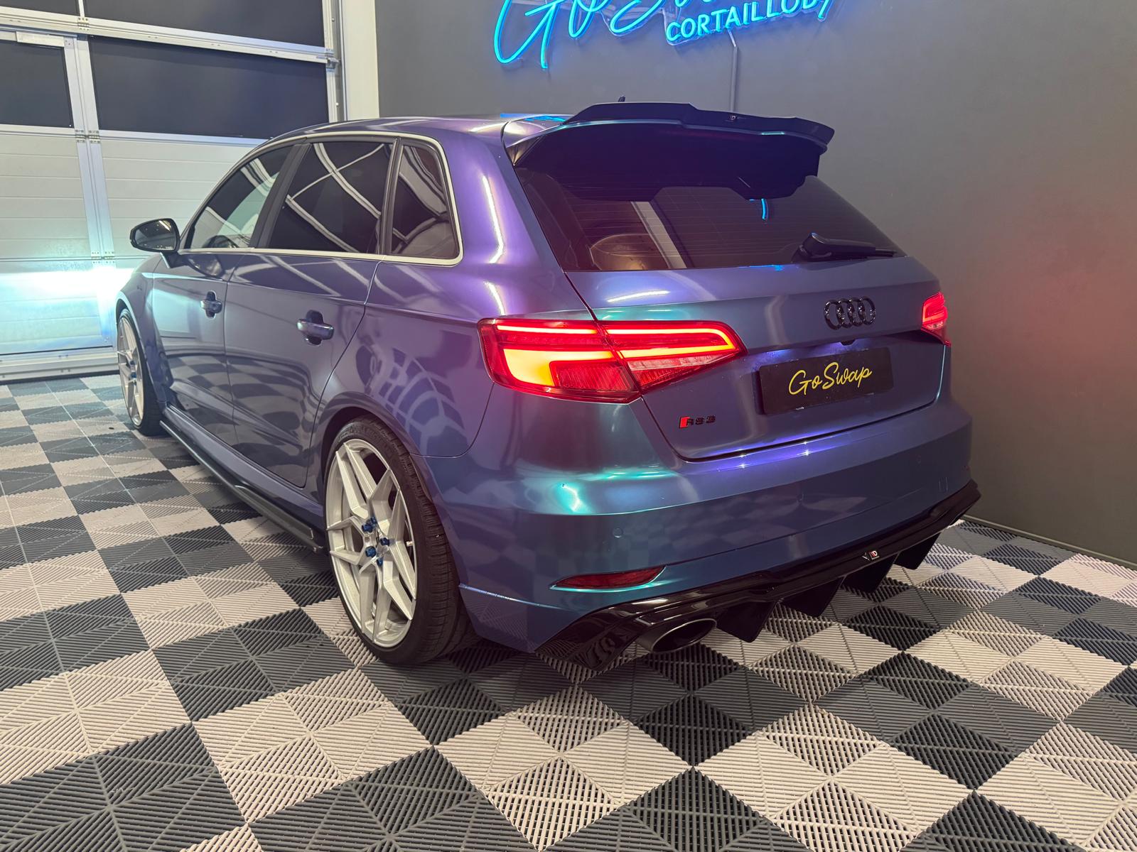 AUDI RS3 Sportback 2.5 TSI quattro S-tronic-showroom-element-3