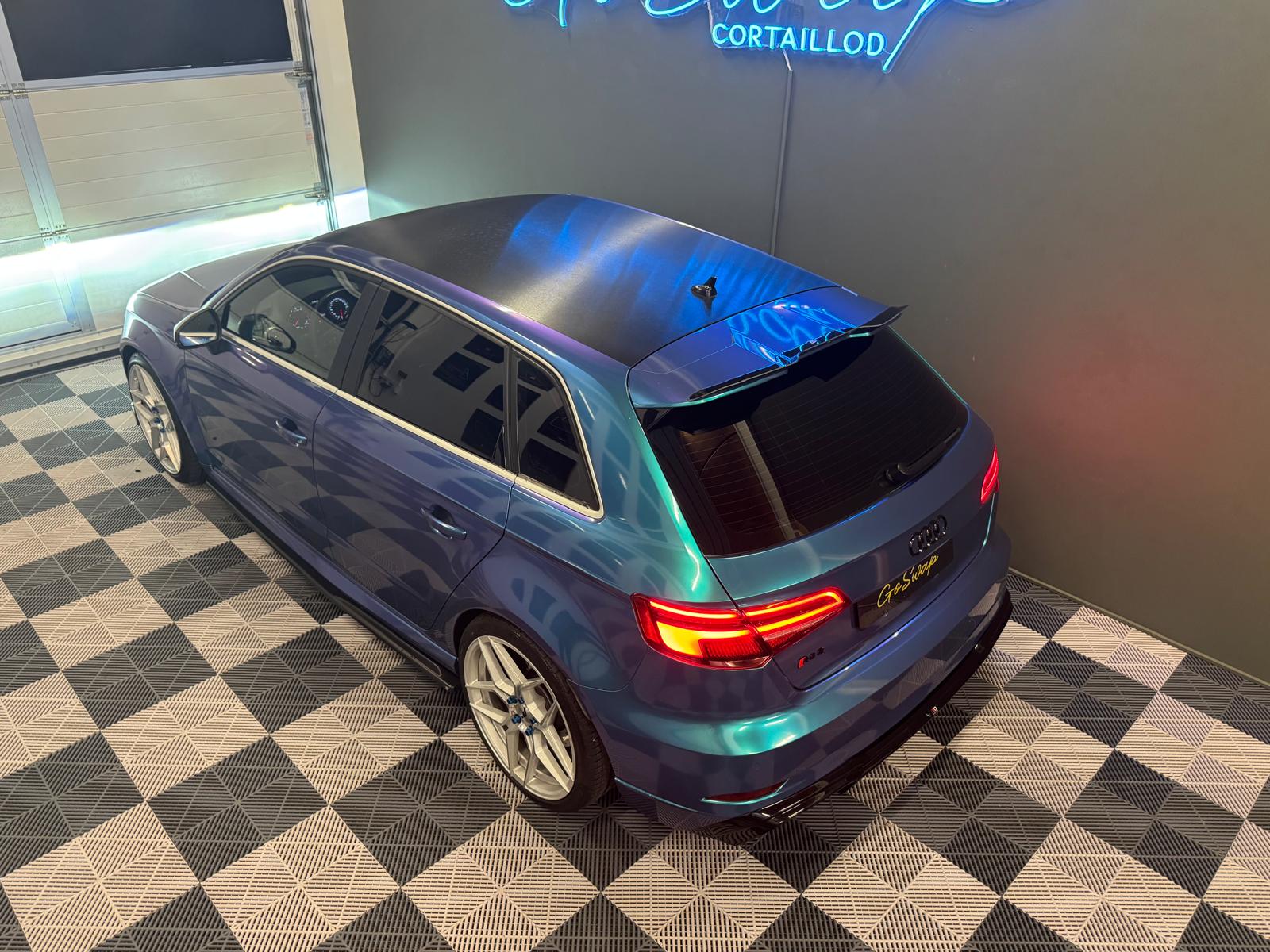 AUDI RS3 Sportback 2.5 TSI quattro S-tronic-showroom-element-2