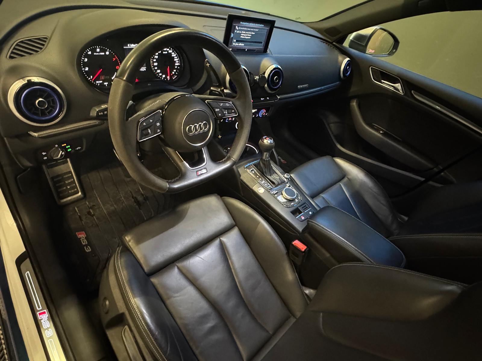 AUDI RS3 Sportback 2.5 TSI quattro S-tronic-showroom-element-1
