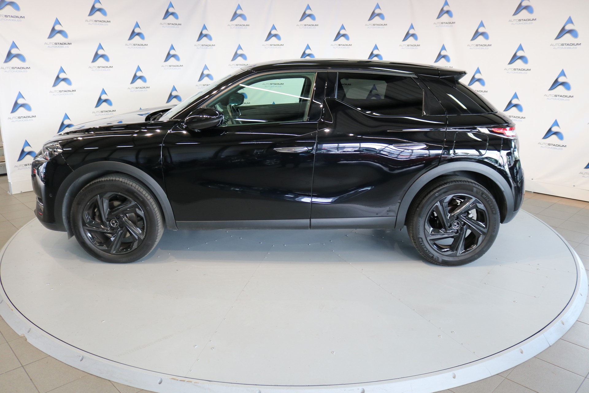 DS AUTOMOBILES DS 3 Crossback 1.2 PureTech SO Chic EAT8-image-10