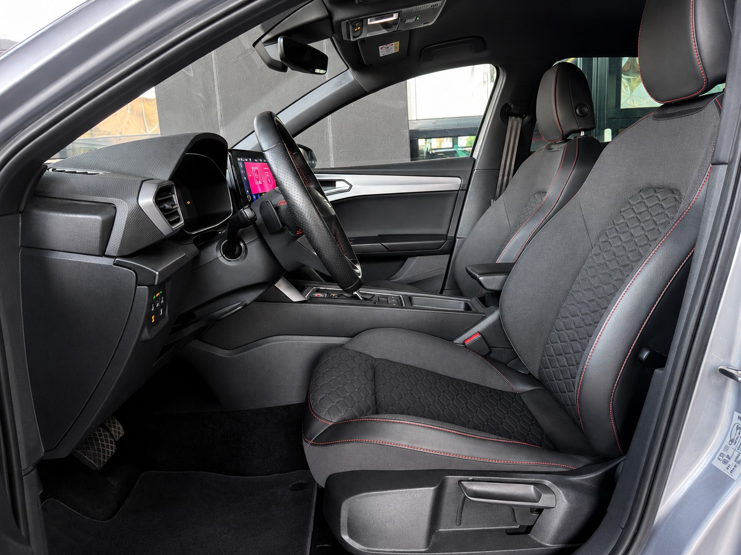 SEAT Leon 1.4 eHybrid pHEV DSG FR-image-7