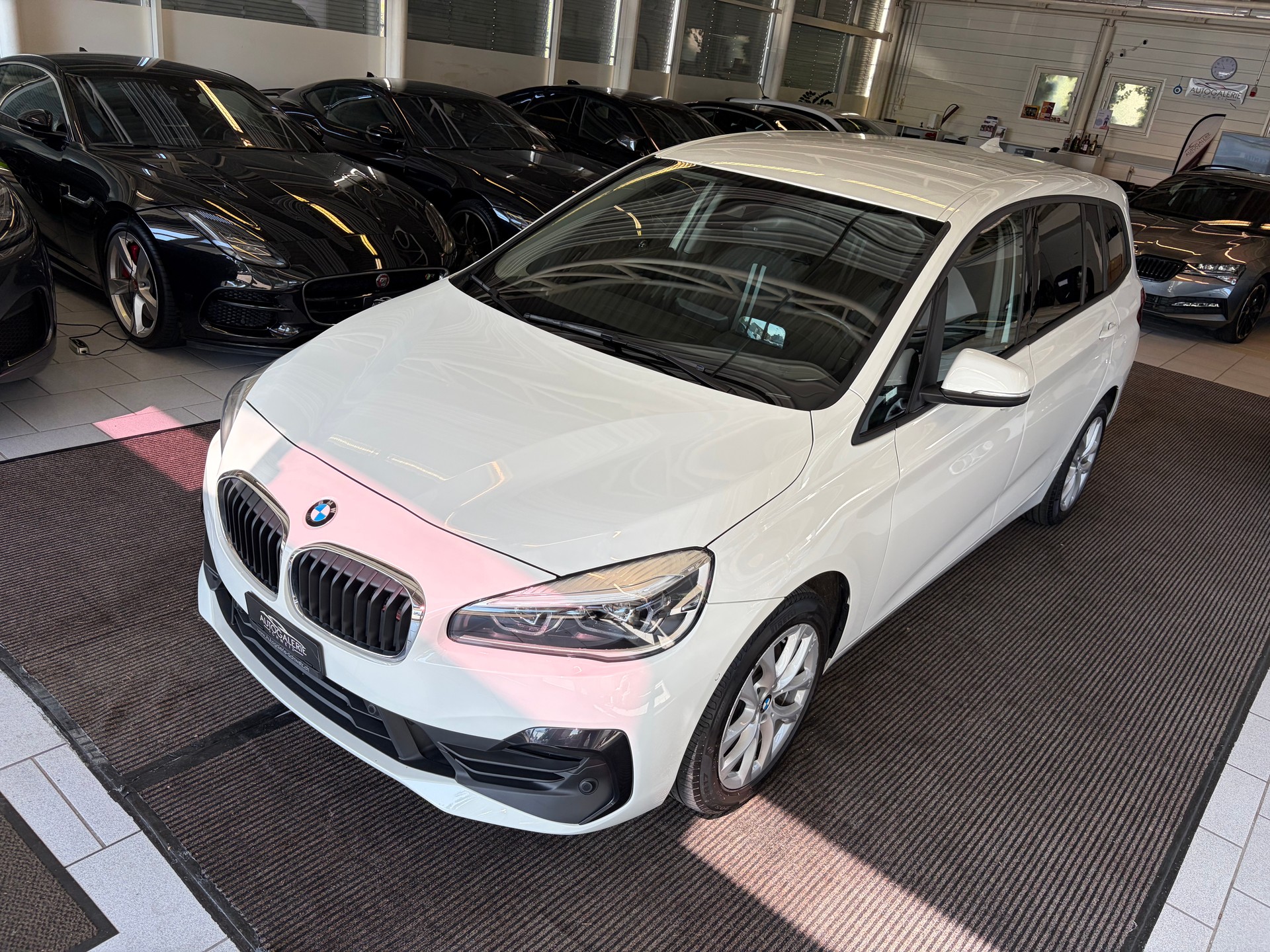 BMW 220d xDrive Gran Tourer | CH Fzg. | Driving Assistant Plus | Kamera | LED Scheinw. | HeadUp | Sportsitze |-image-37