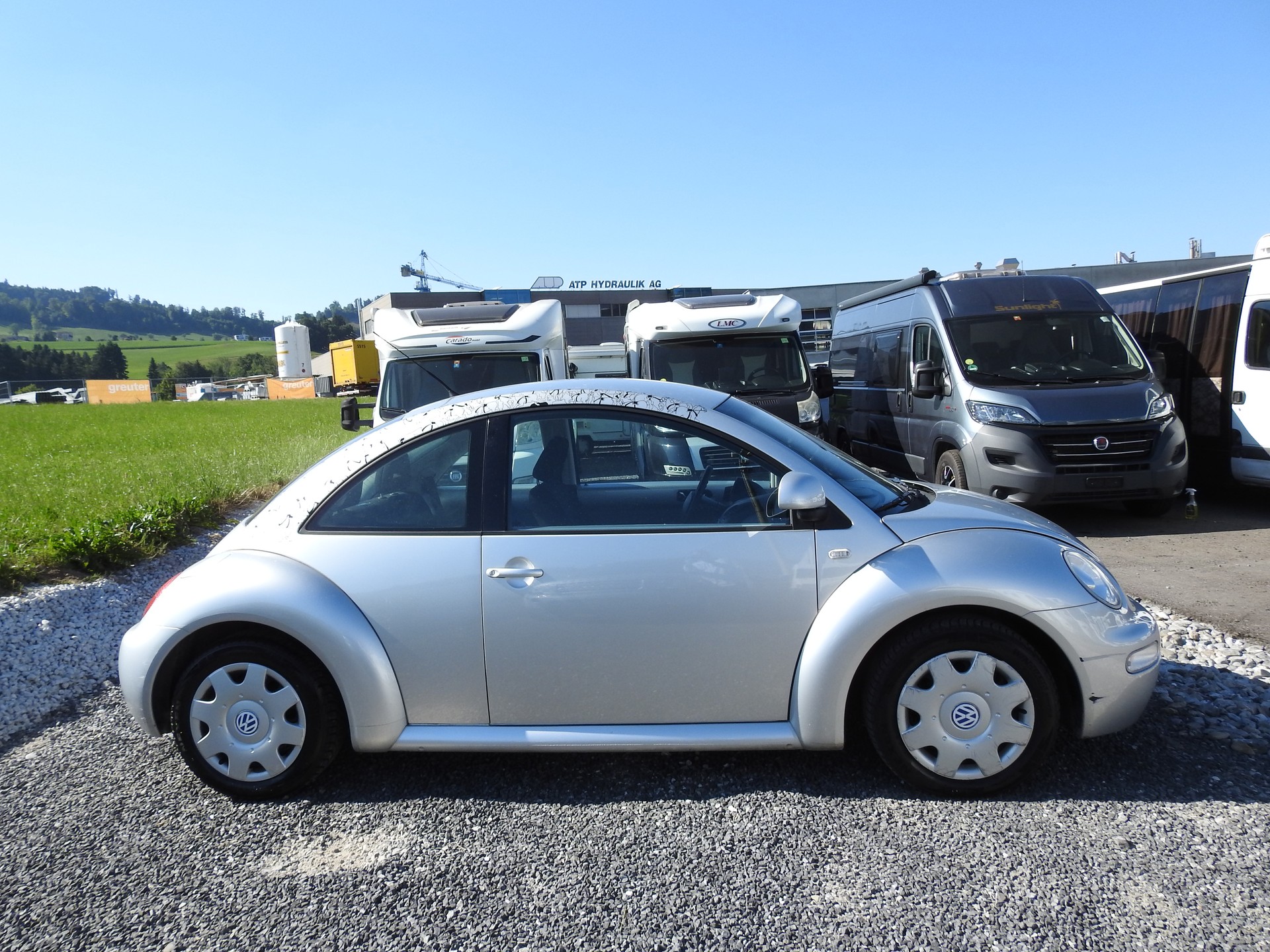 VW NEW Beetle 2.0-image-6