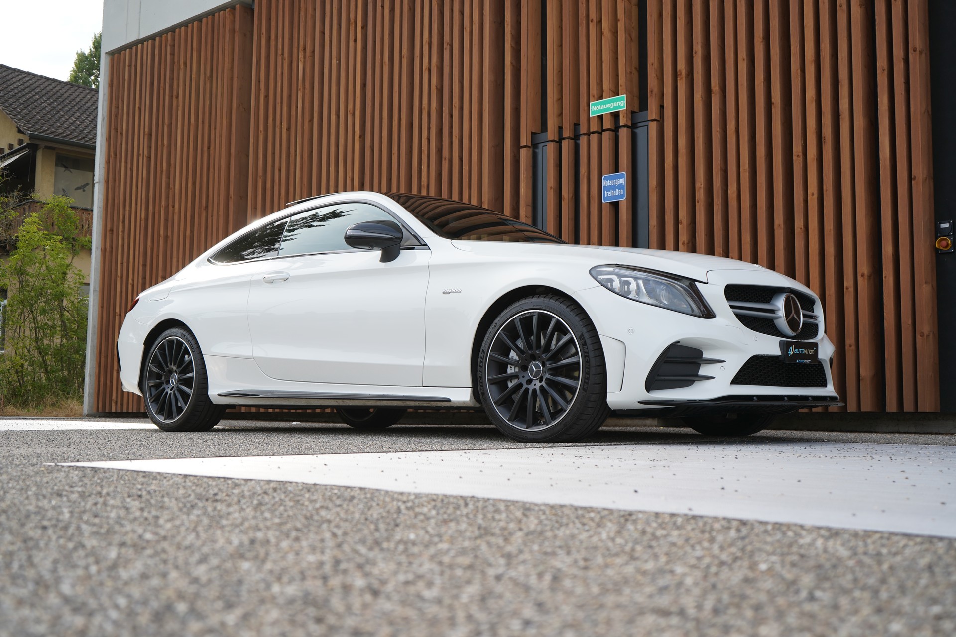 MERCEDES-BENZ C 43 AMG PREMIUM + NIGHT EDITION 4MATIC 9G-TRONIC l 390 PS-image-9