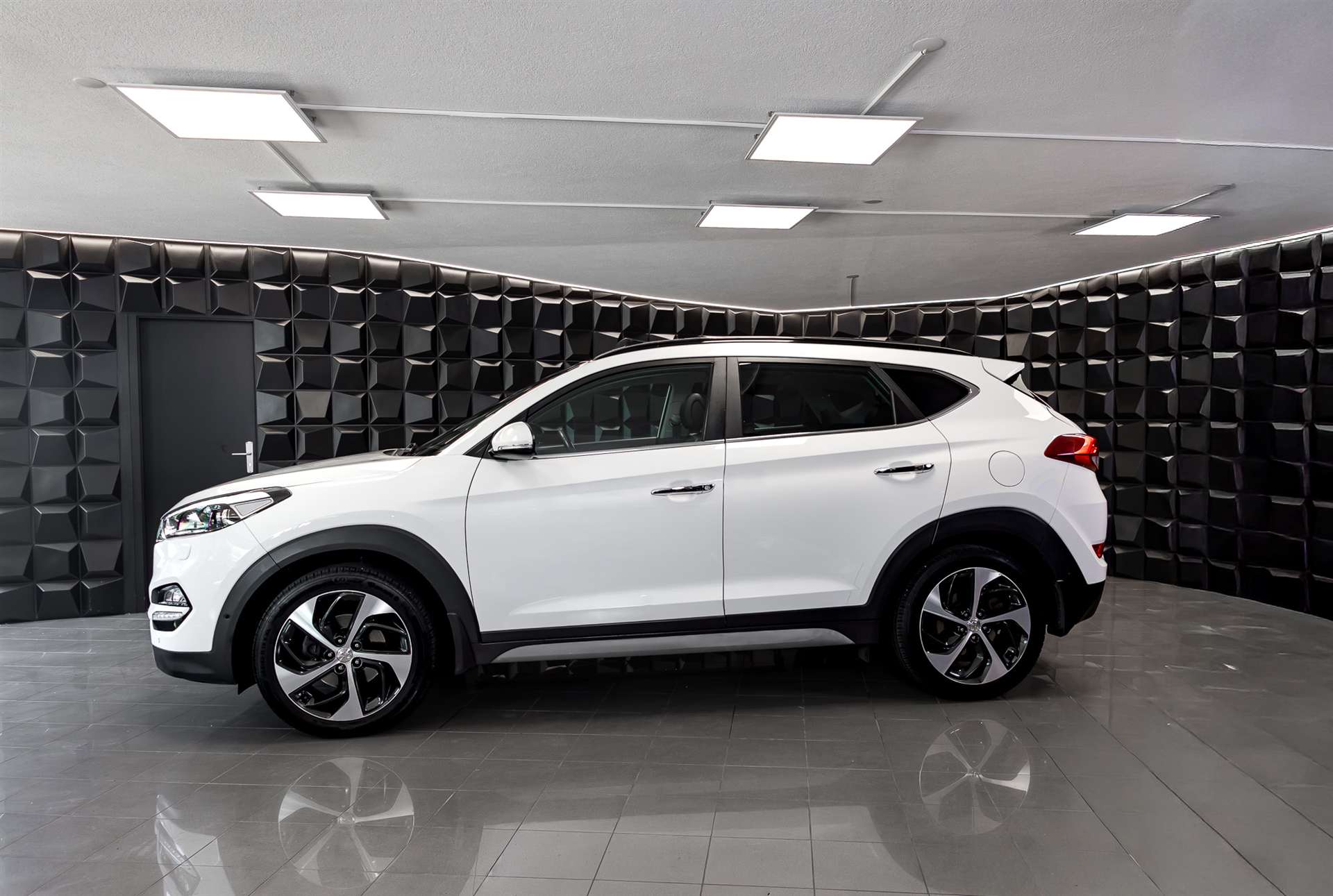 HYUNDAI Tucson 1.6 TGDI Vertex 4WD Automatic-showroom-element-1