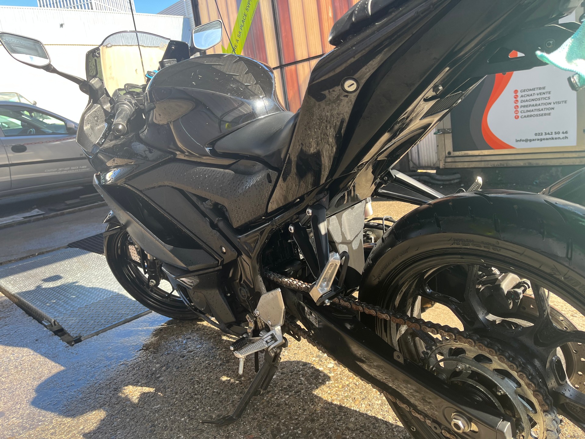YAMAHA YZF-R3-image-2