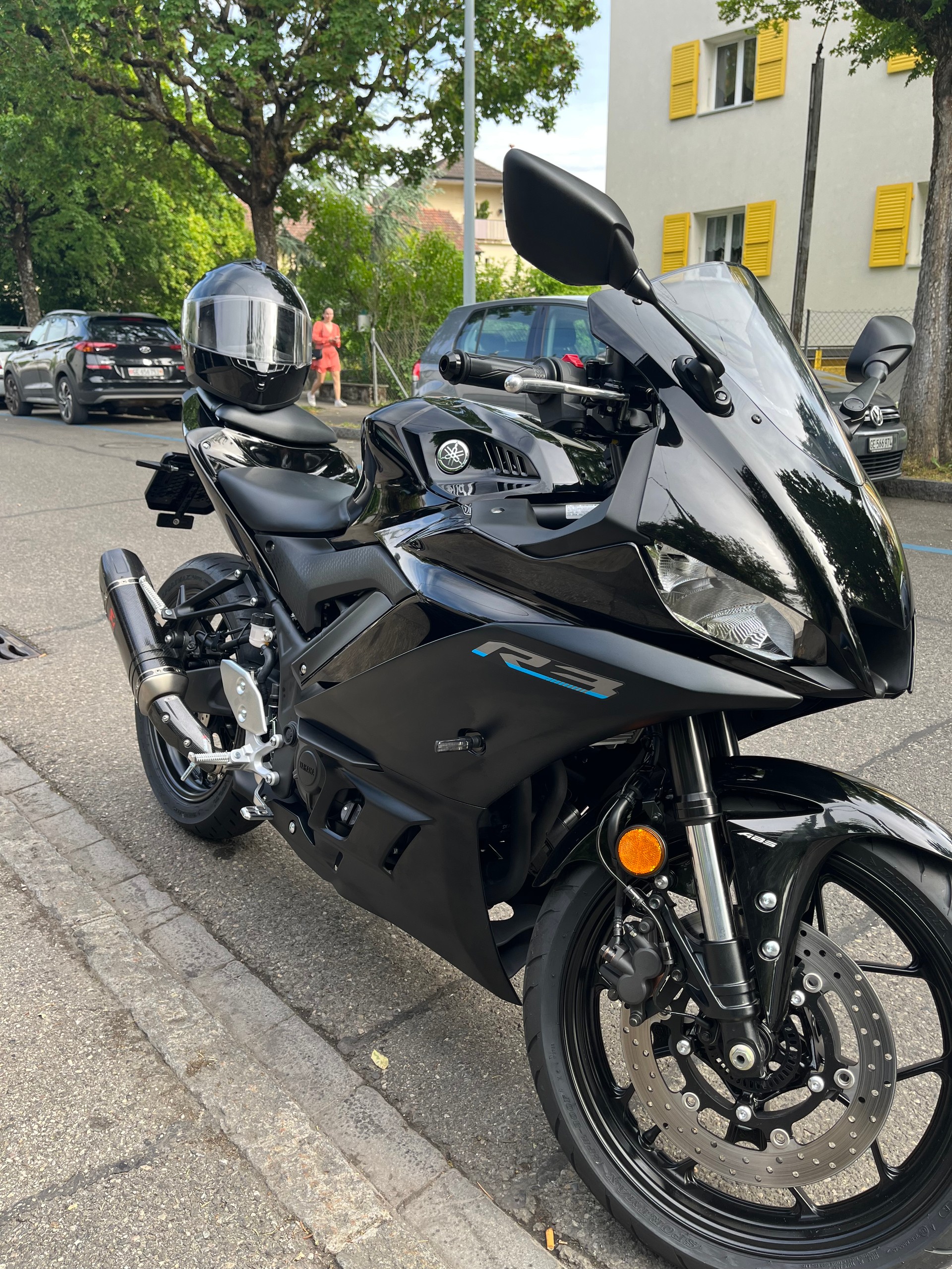 YAMAHA YZF-R3-image-6