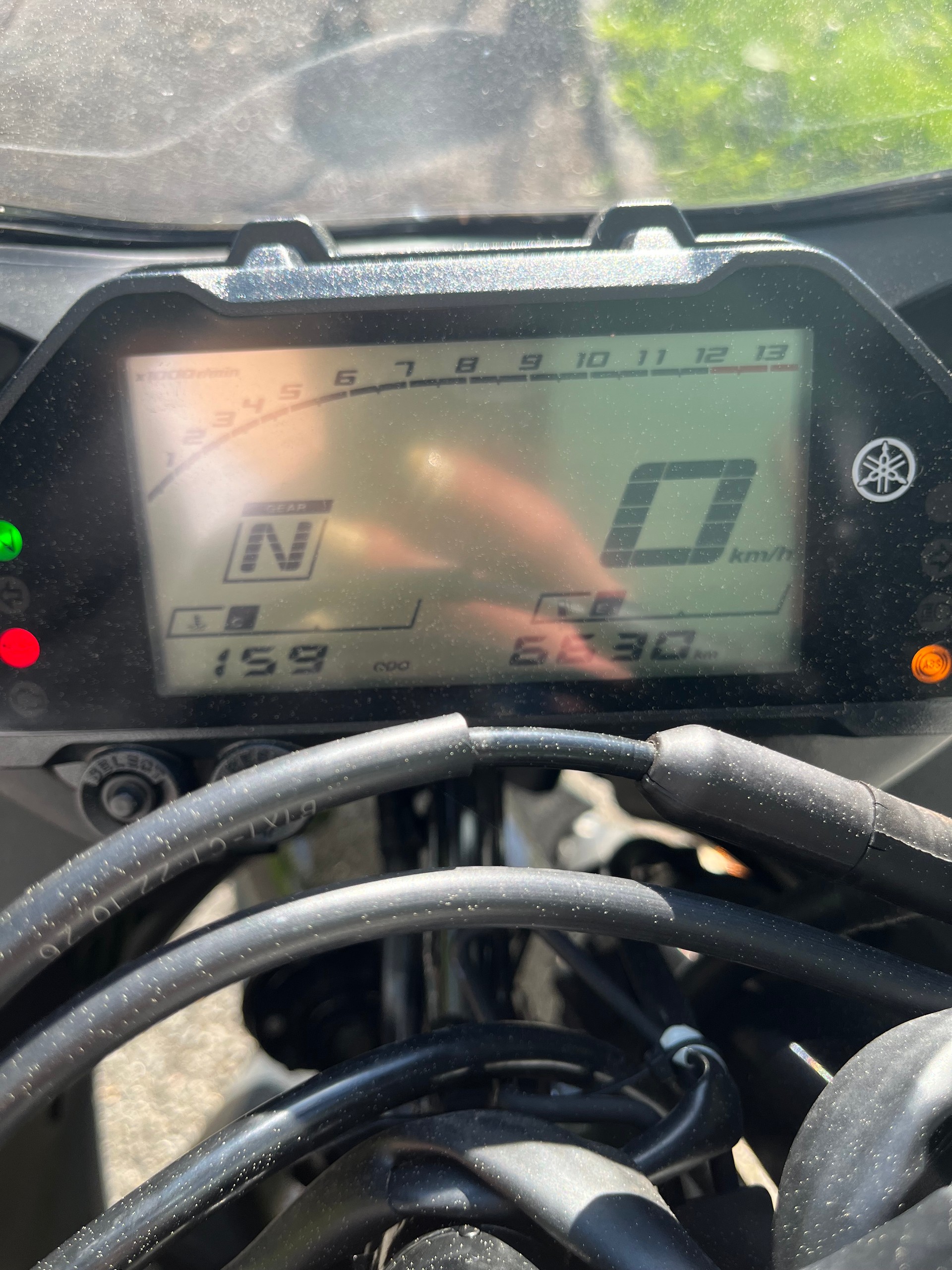 YAMAHA YZF-R3-image-10