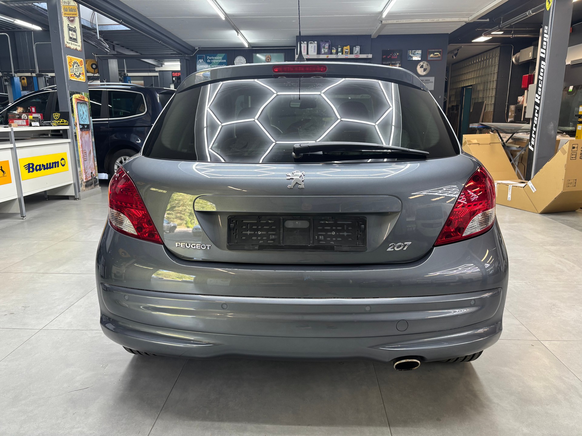 PEUGEOT 207 1.6 16V Sport Automatic-image-3