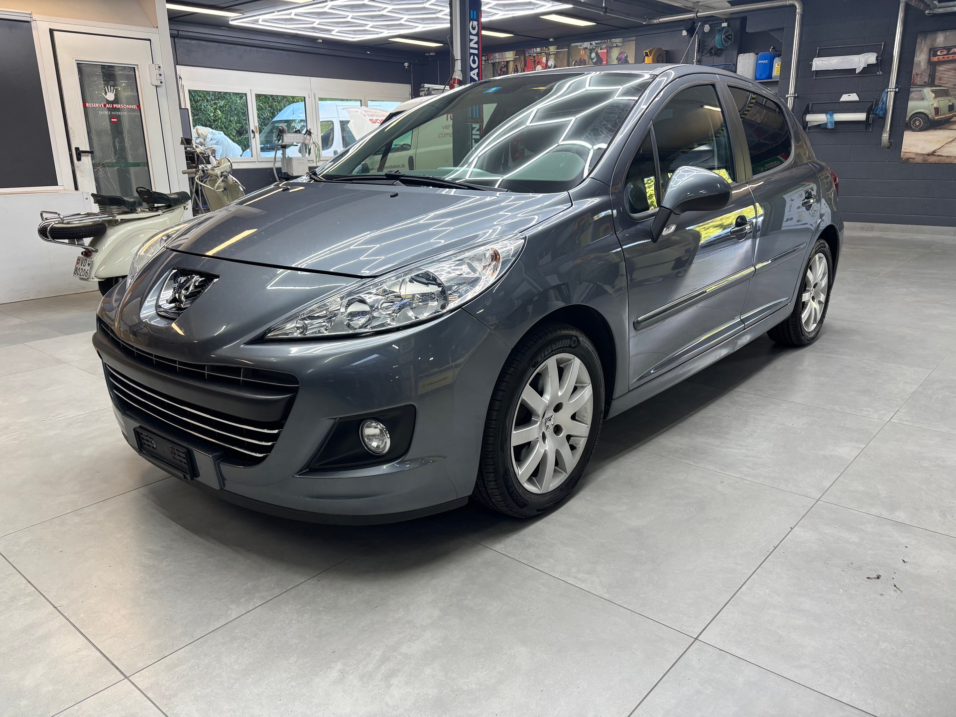 PEUGEOT 207 1.6 16V Sport Automatic