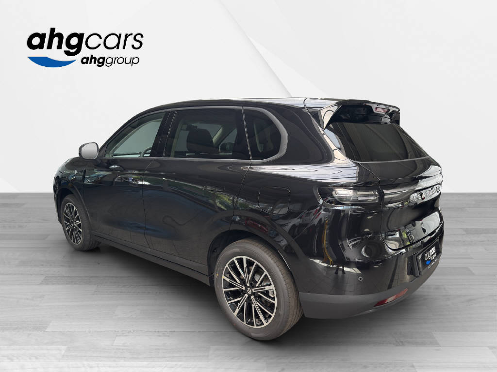 LEAPMOTOR B10 1.5 Hybrid EV-showroom-element-2