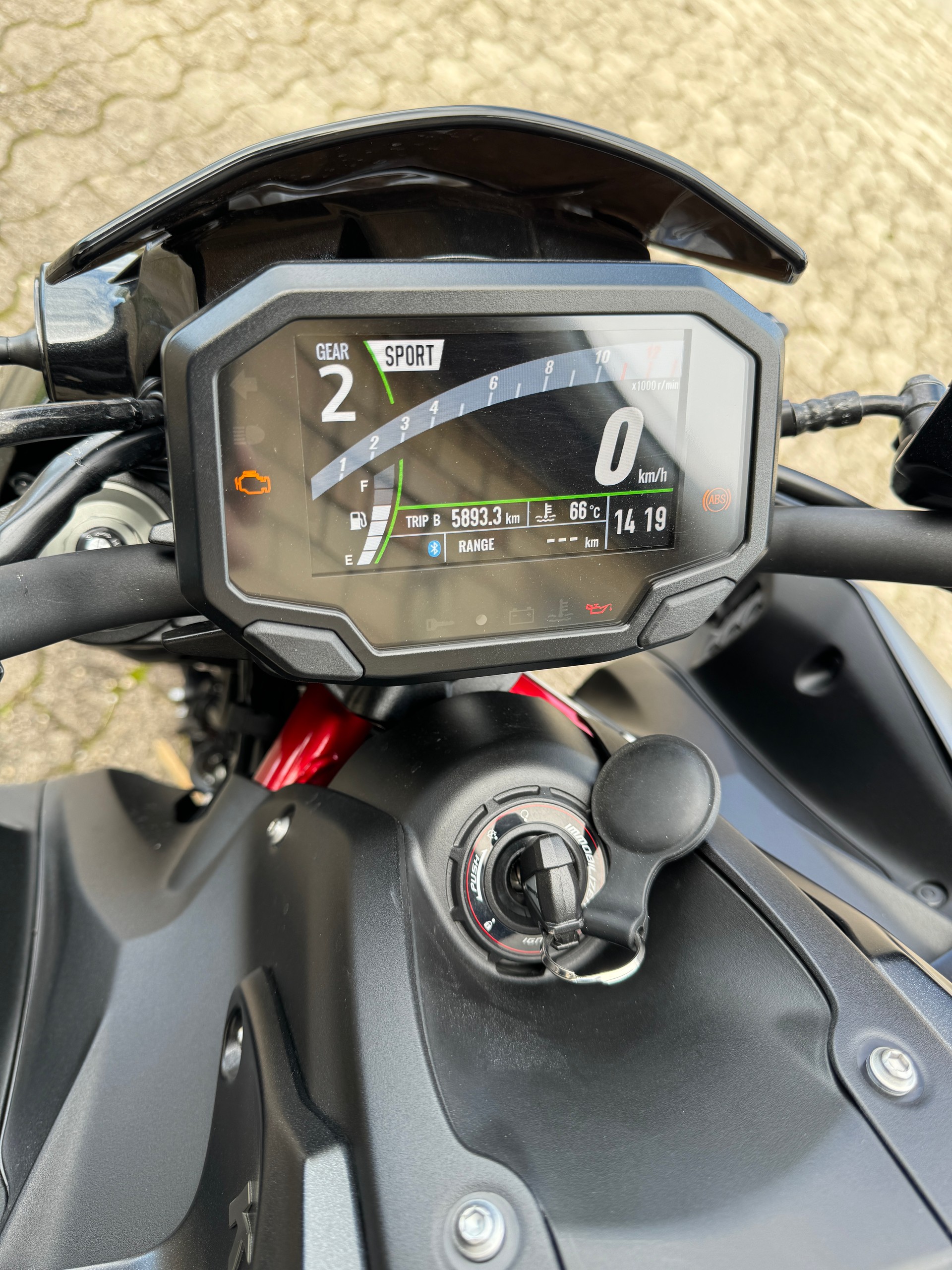 KAWASAKI Z 900-image-5