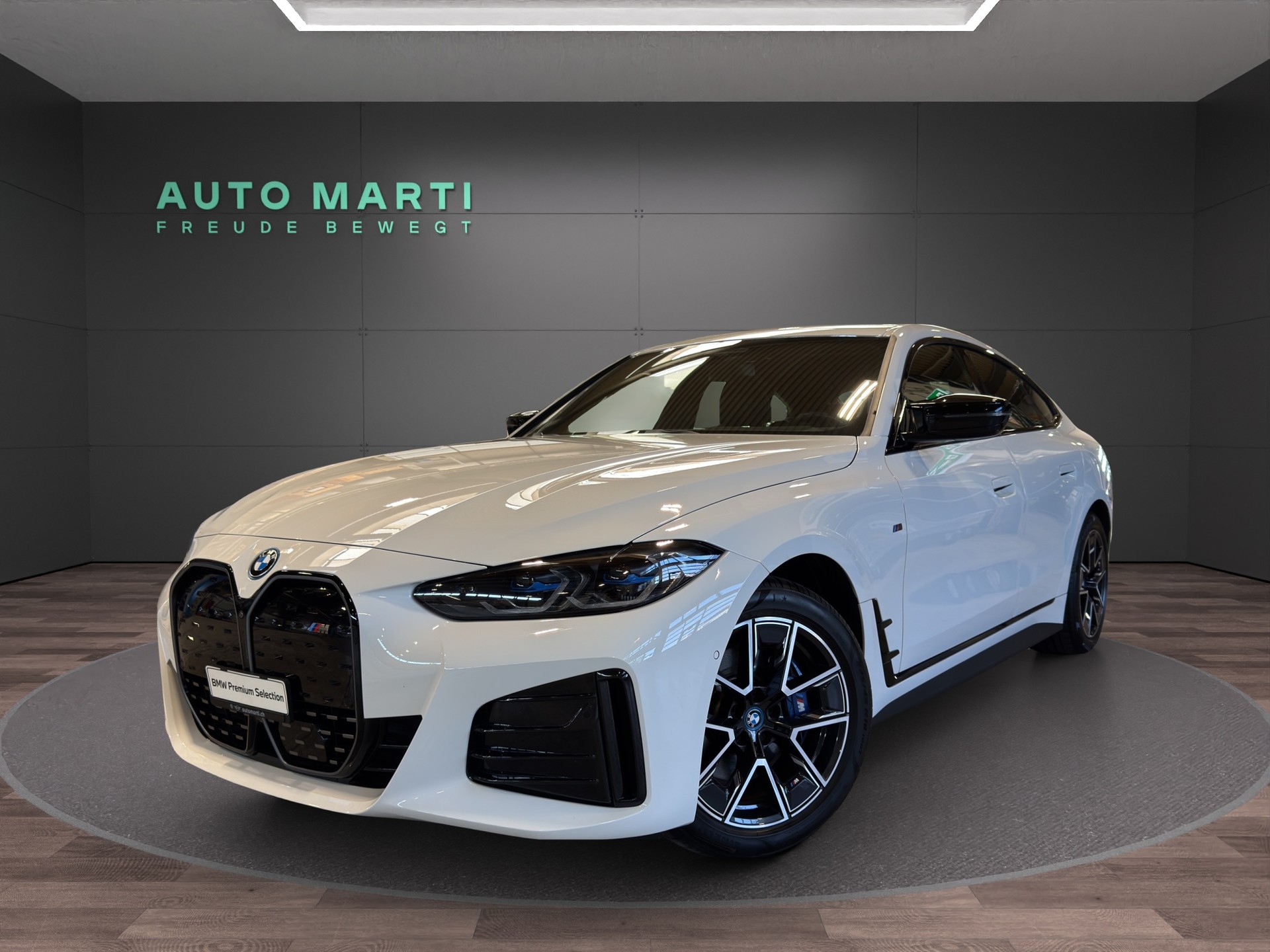 BMW i4 M50