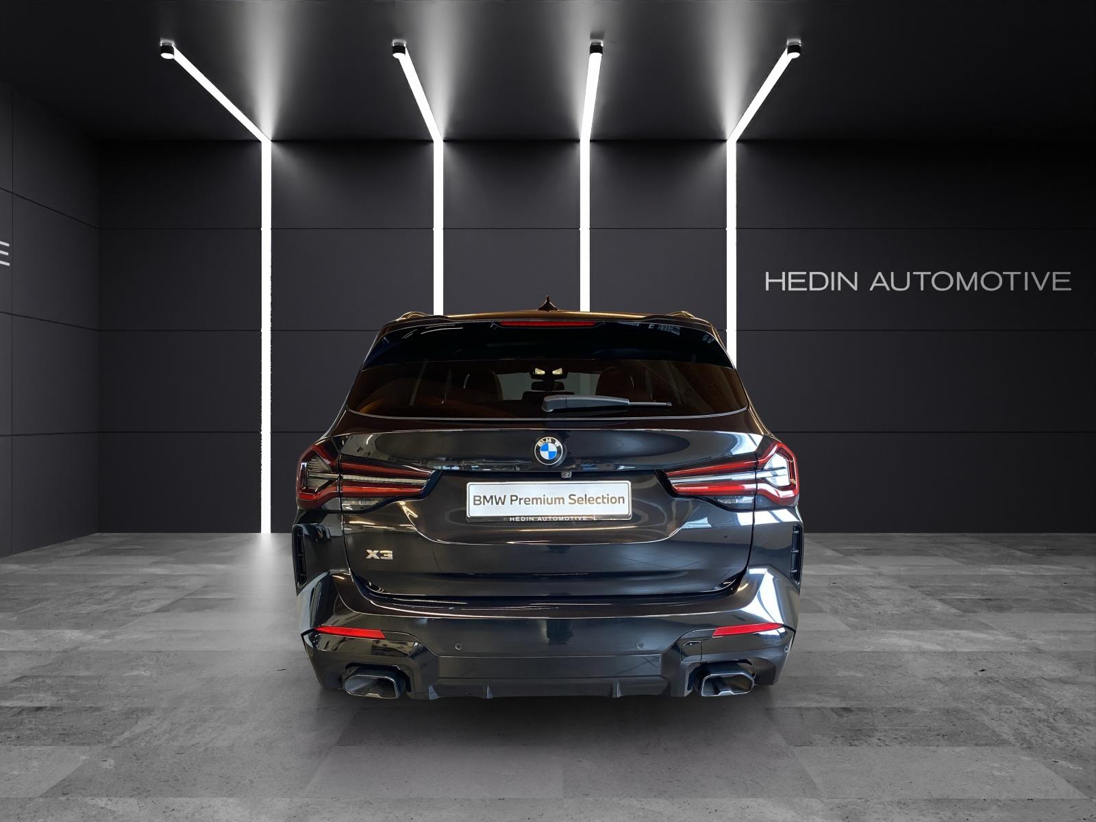 BMW X3 M40d-showroom-element-3