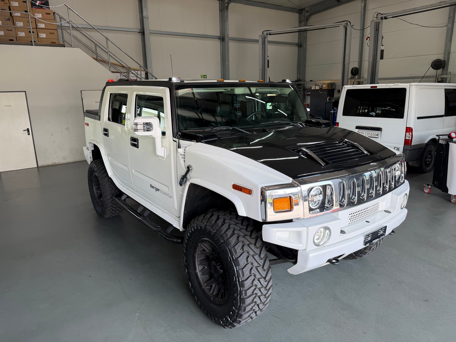 HUMMER H2 6.0 Luxury-image-6
