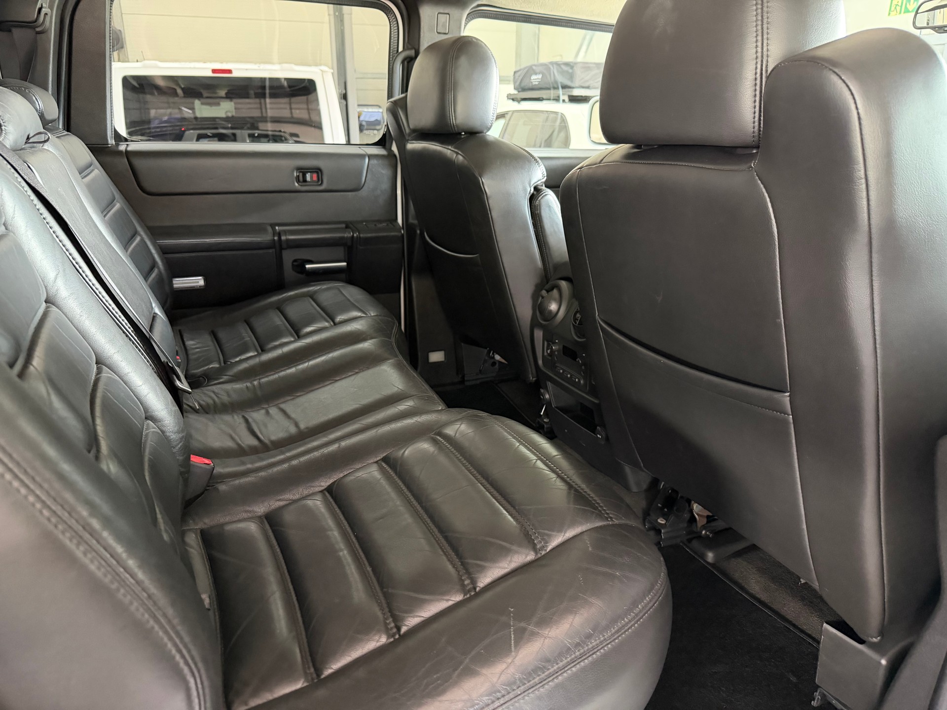 HUMMER H2 6.0 Luxury-image-11