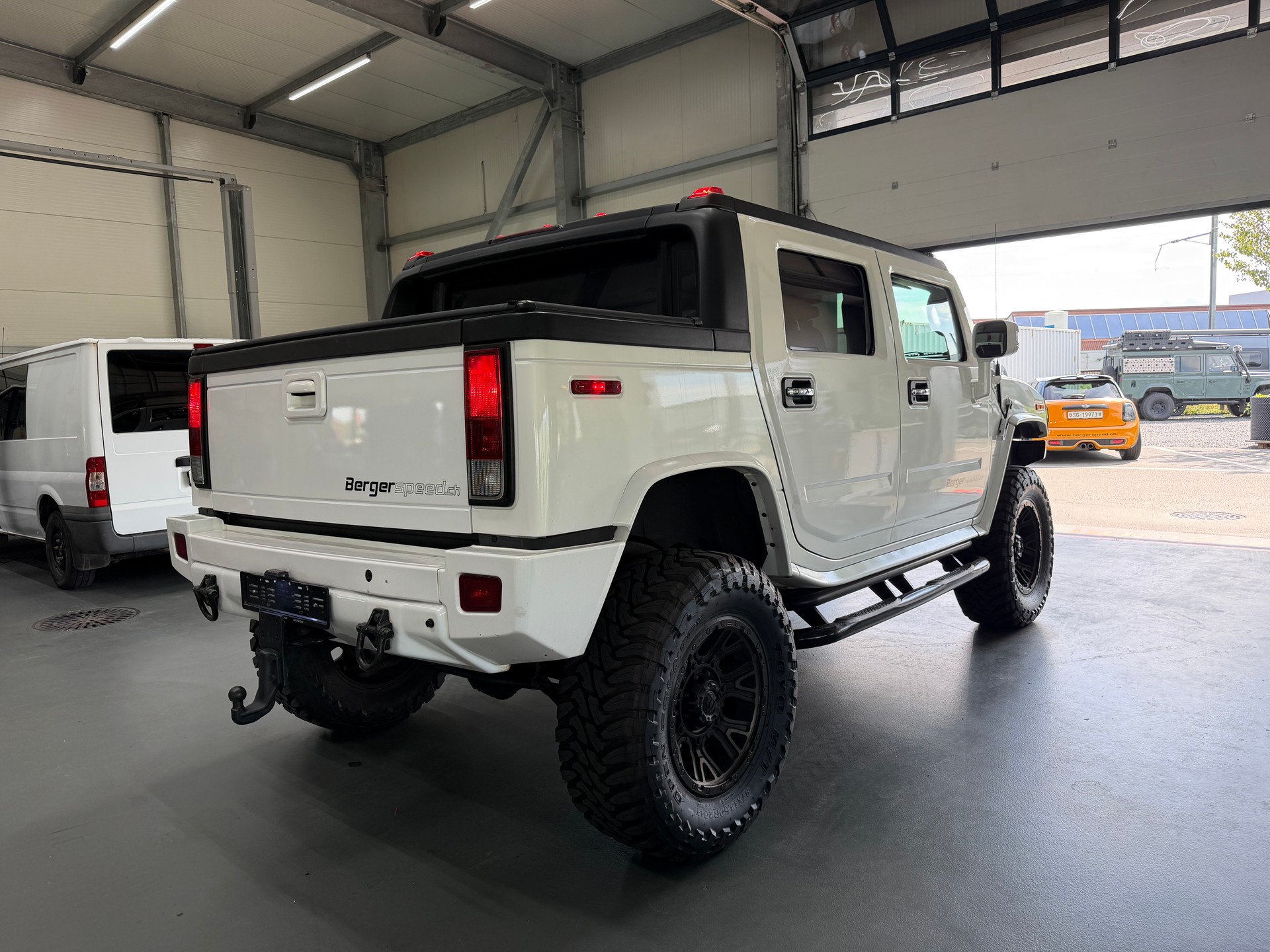 HUMMER H2 6.0 Luxury-image-5