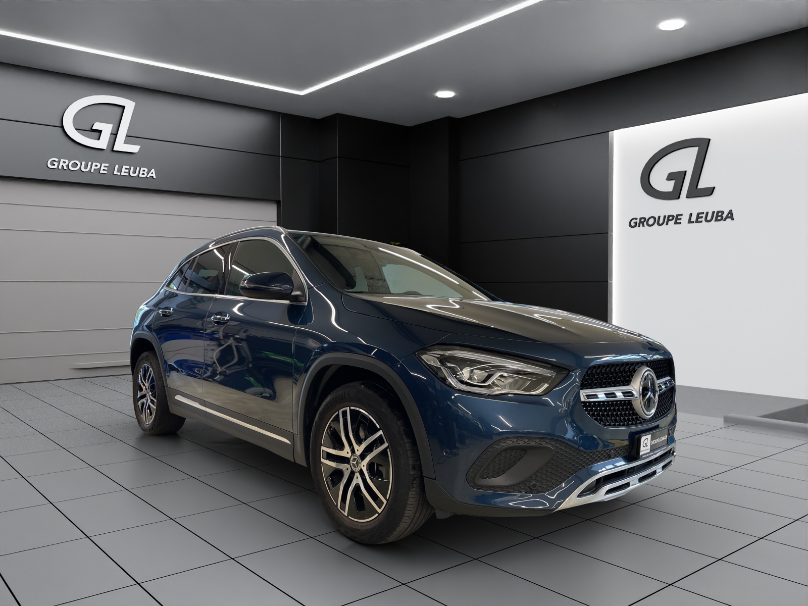 MERCEDES-BENZ GLA 220d Progress. 4Matic