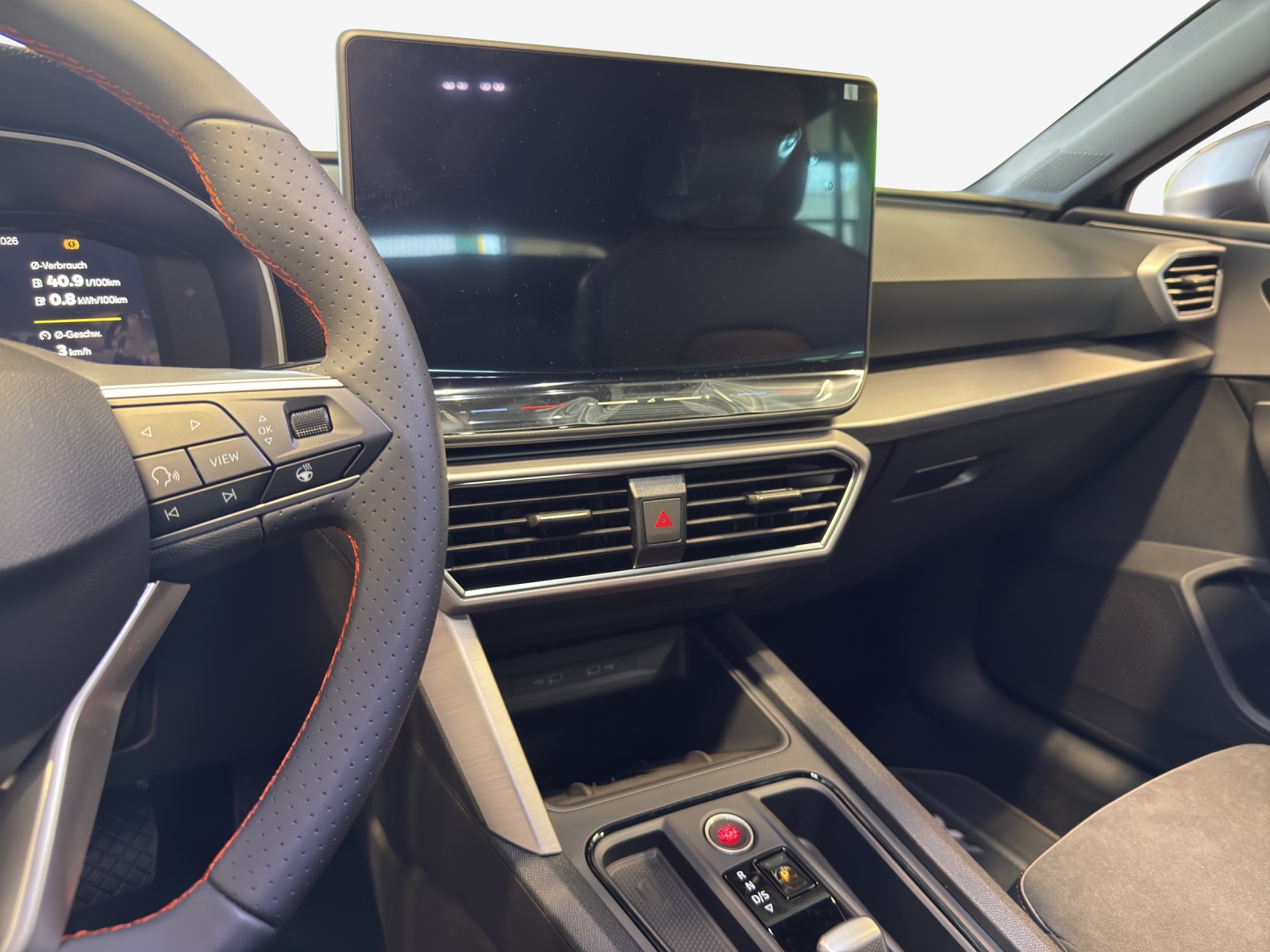 SEAT Leon ST 1.5 eHybrid pHEV DSG Move FR-image-10