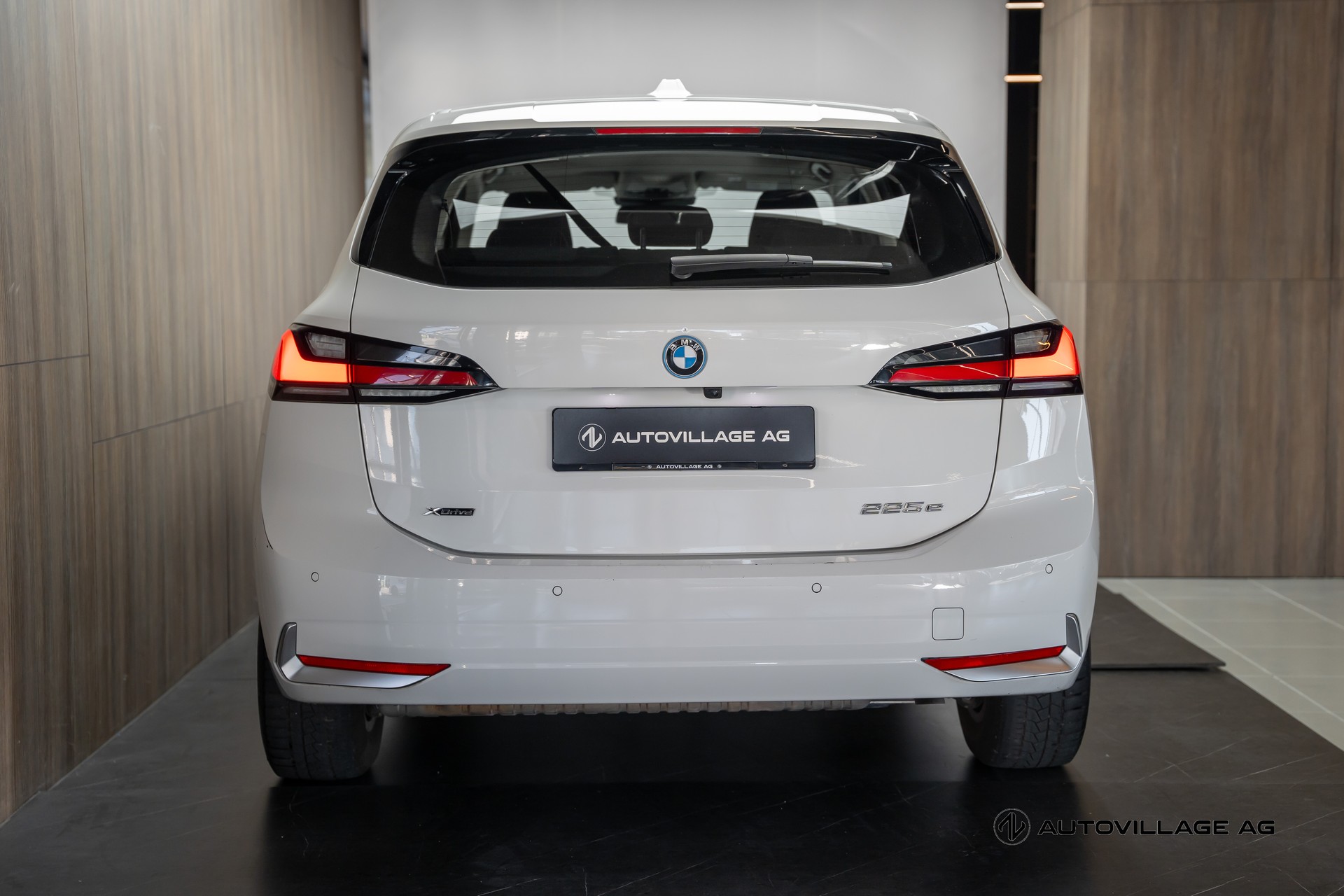 BMW 225e xDrive Active Tourer-image-27