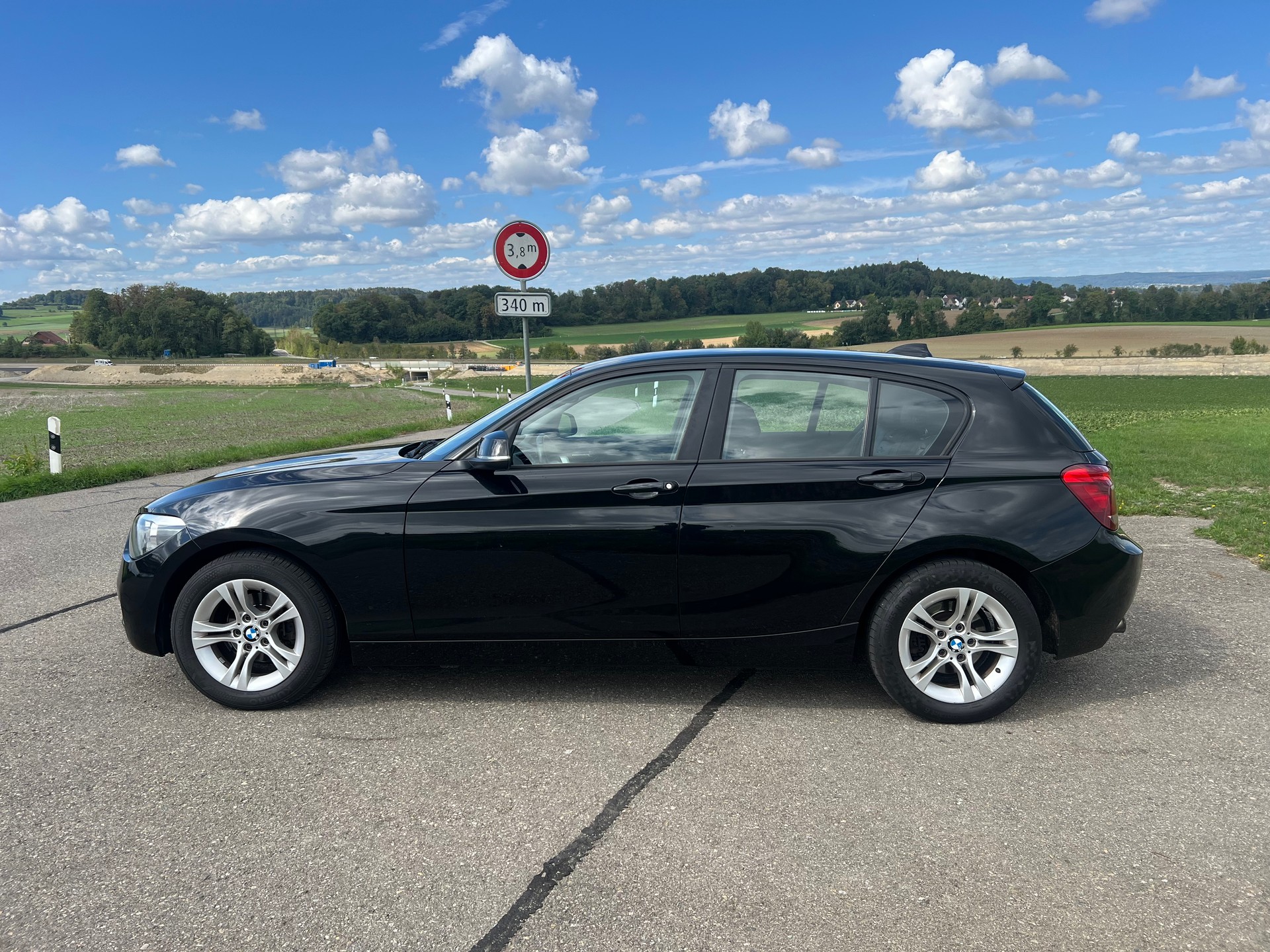 BMW 116i Steptronic-image-7