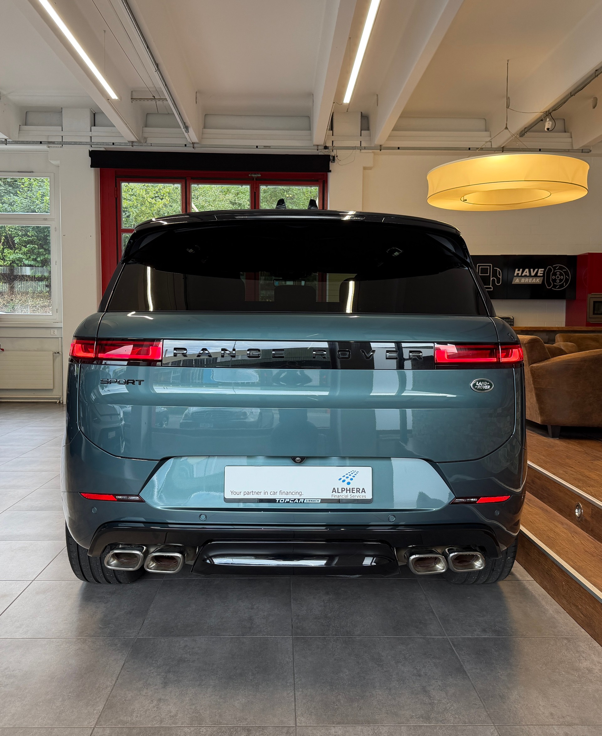 LAND ROVER Range Rover Sport P530 4.4 V8 First Edition Automatic-image-5