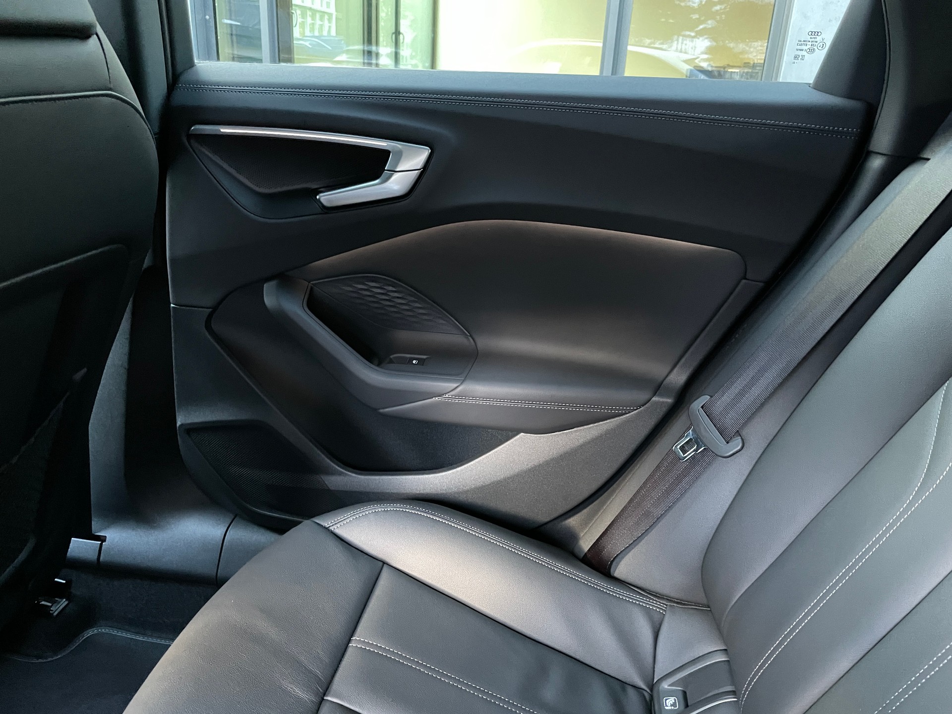 AUDI A5 Avant 2.0 TDI quattro S tronic-image-15