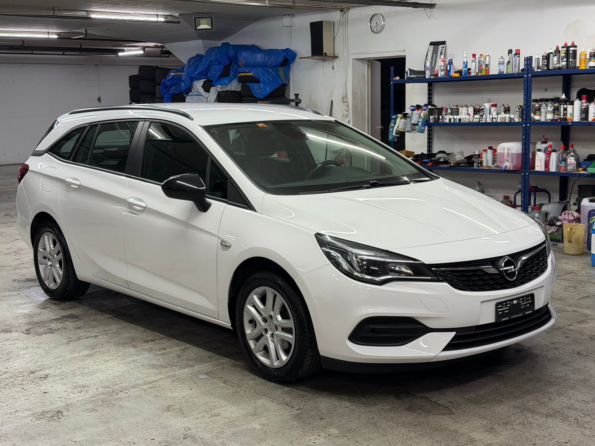 OPEL Astra Sports Tourer 1.2i Turbo Edition