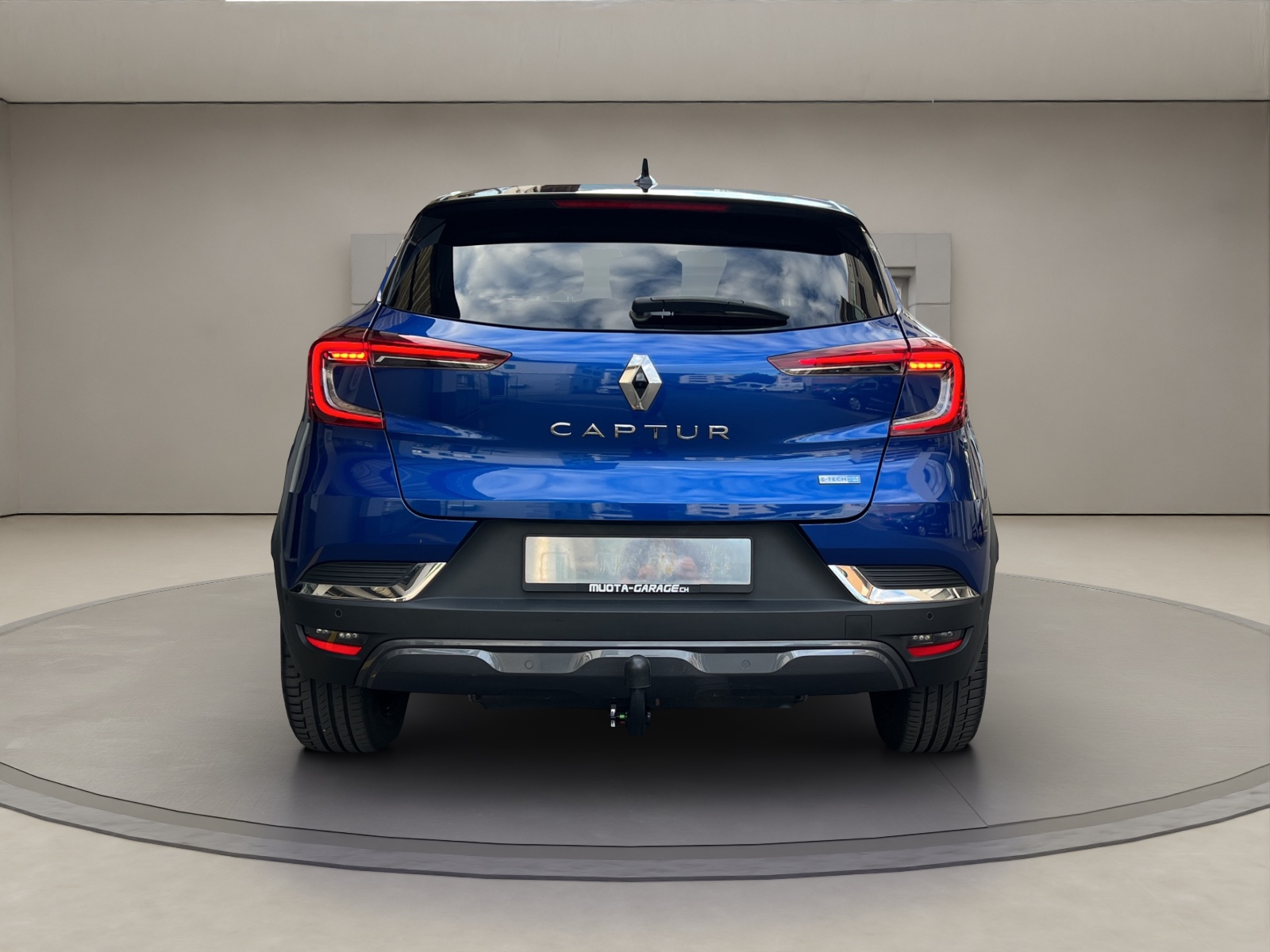 RENAULT Captur Plug-in Hybrid Initiale-showroom-element-3