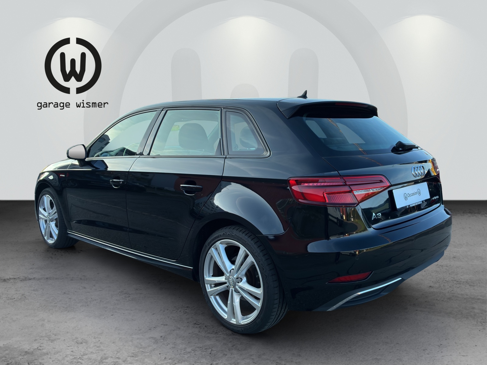 AUDI A3 Sportback 1.4 e-tron Sport S-tronic-showroom-element-2