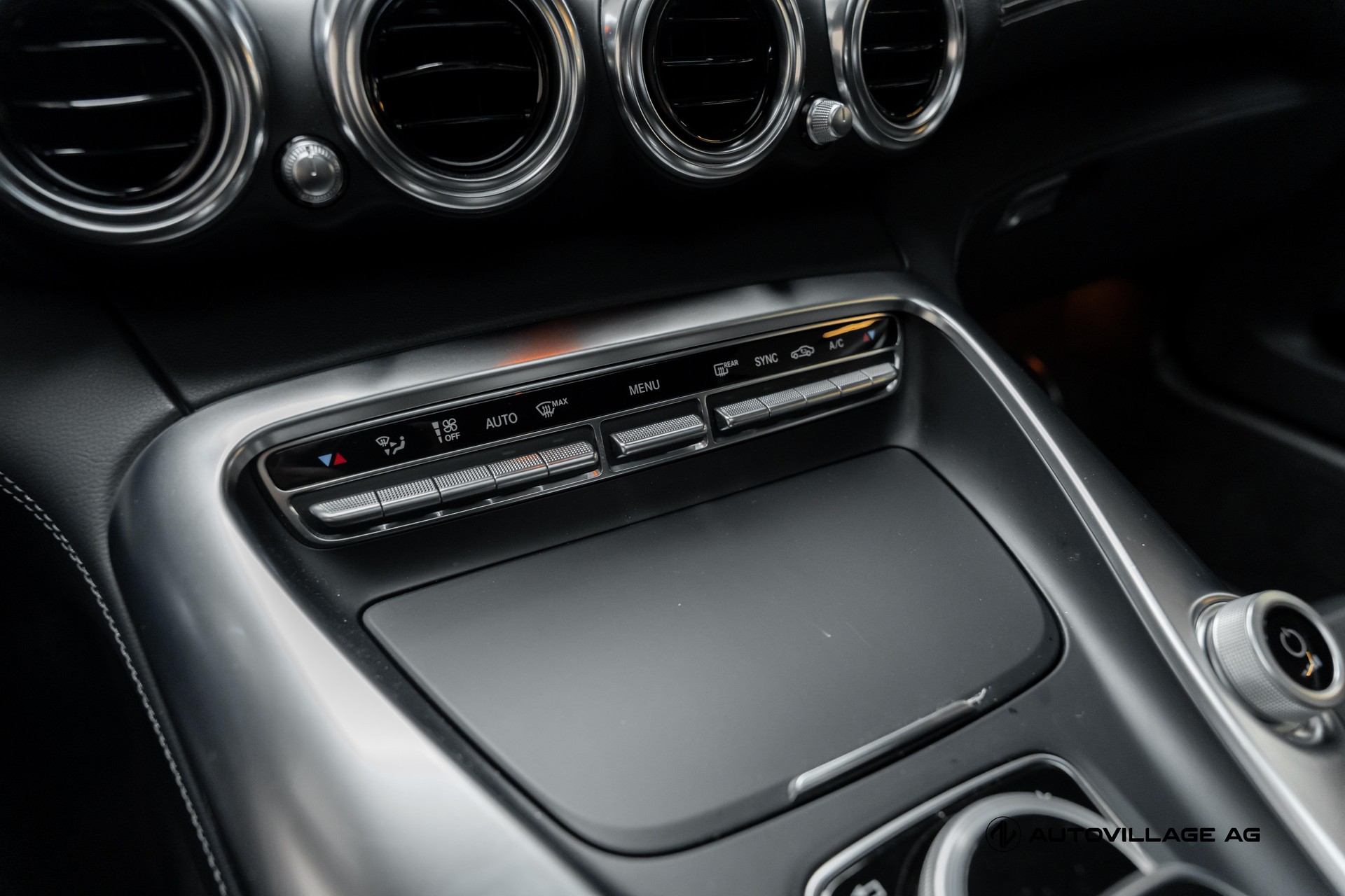MERCEDES-BENZ AMG GT S Speedshift DCT-image-9