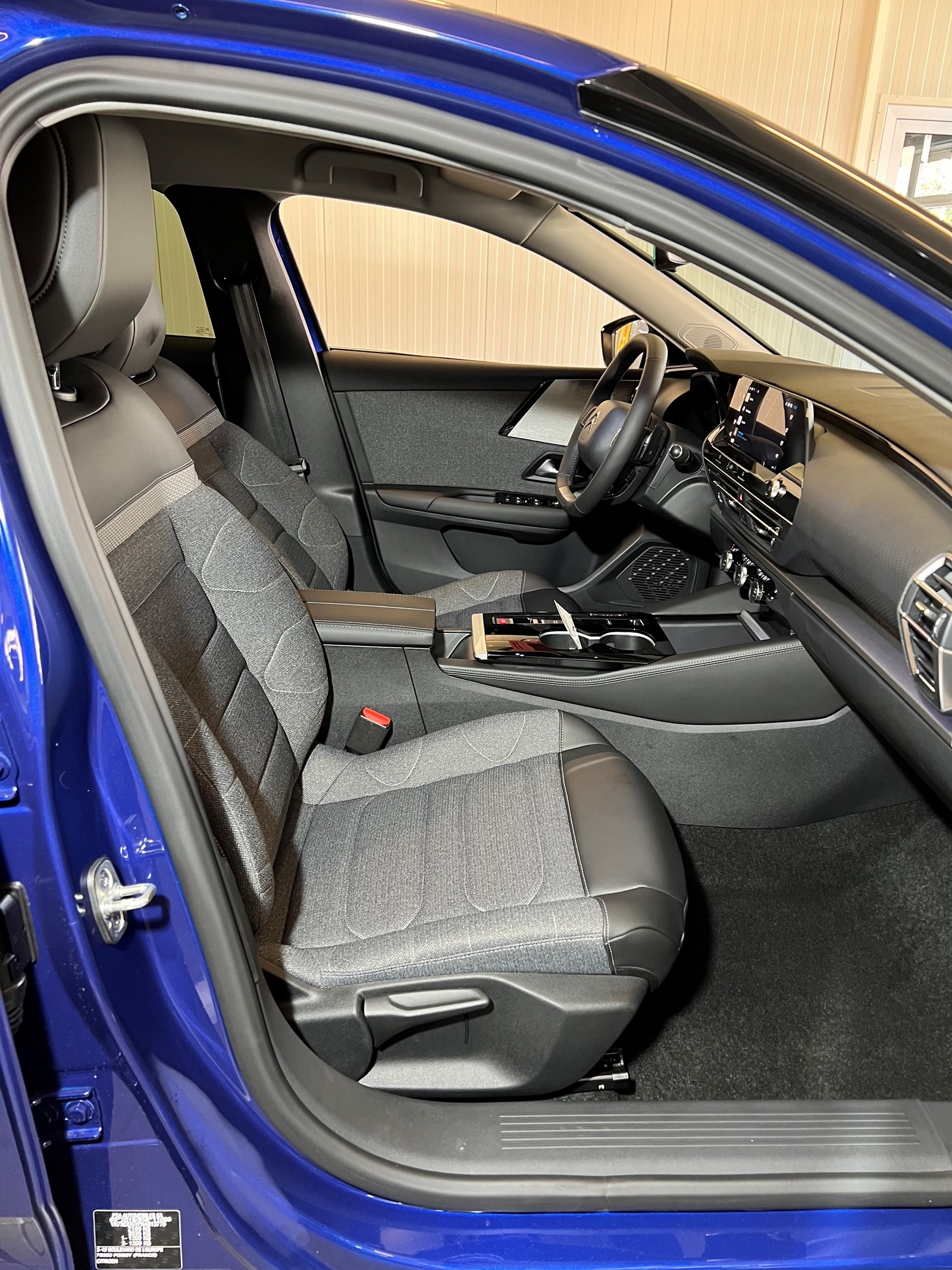 CITROEN C5 X 1.6i PHEV Feel Pack e-EAT8-image-20