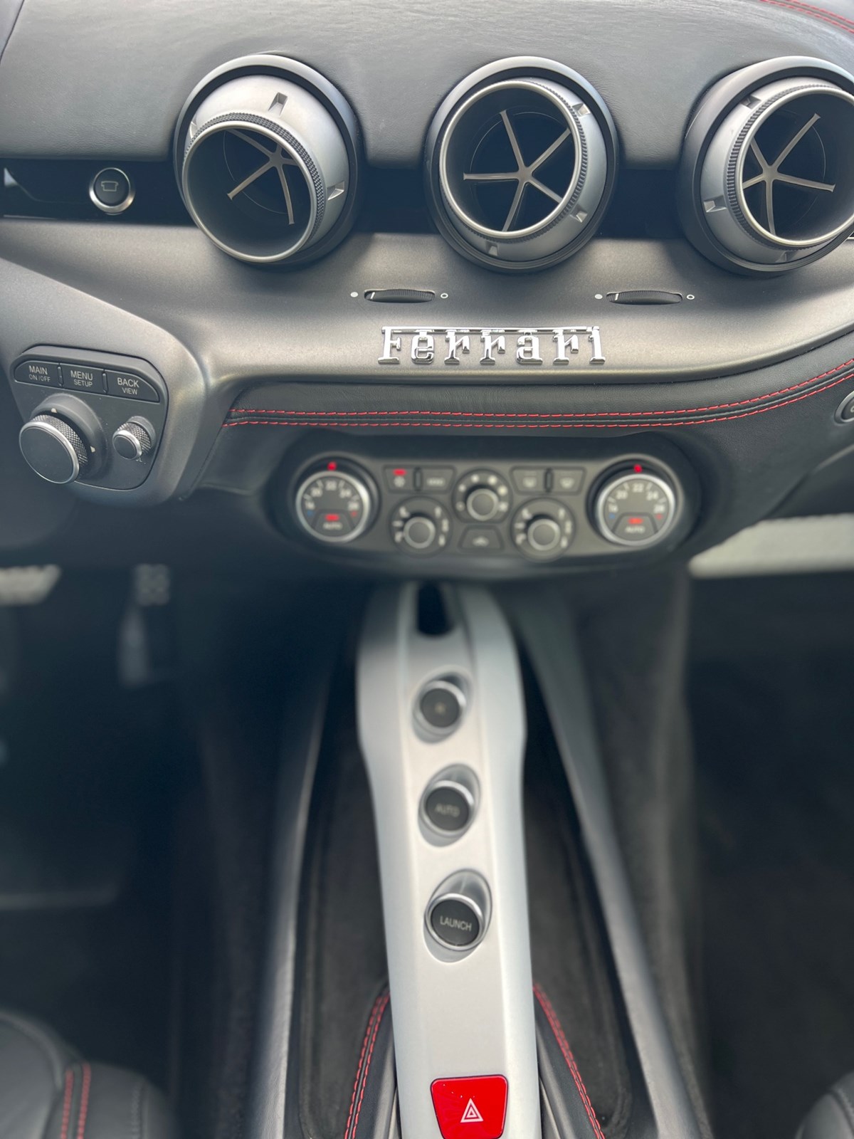 FERRARI F12 Berlinetta-image-9