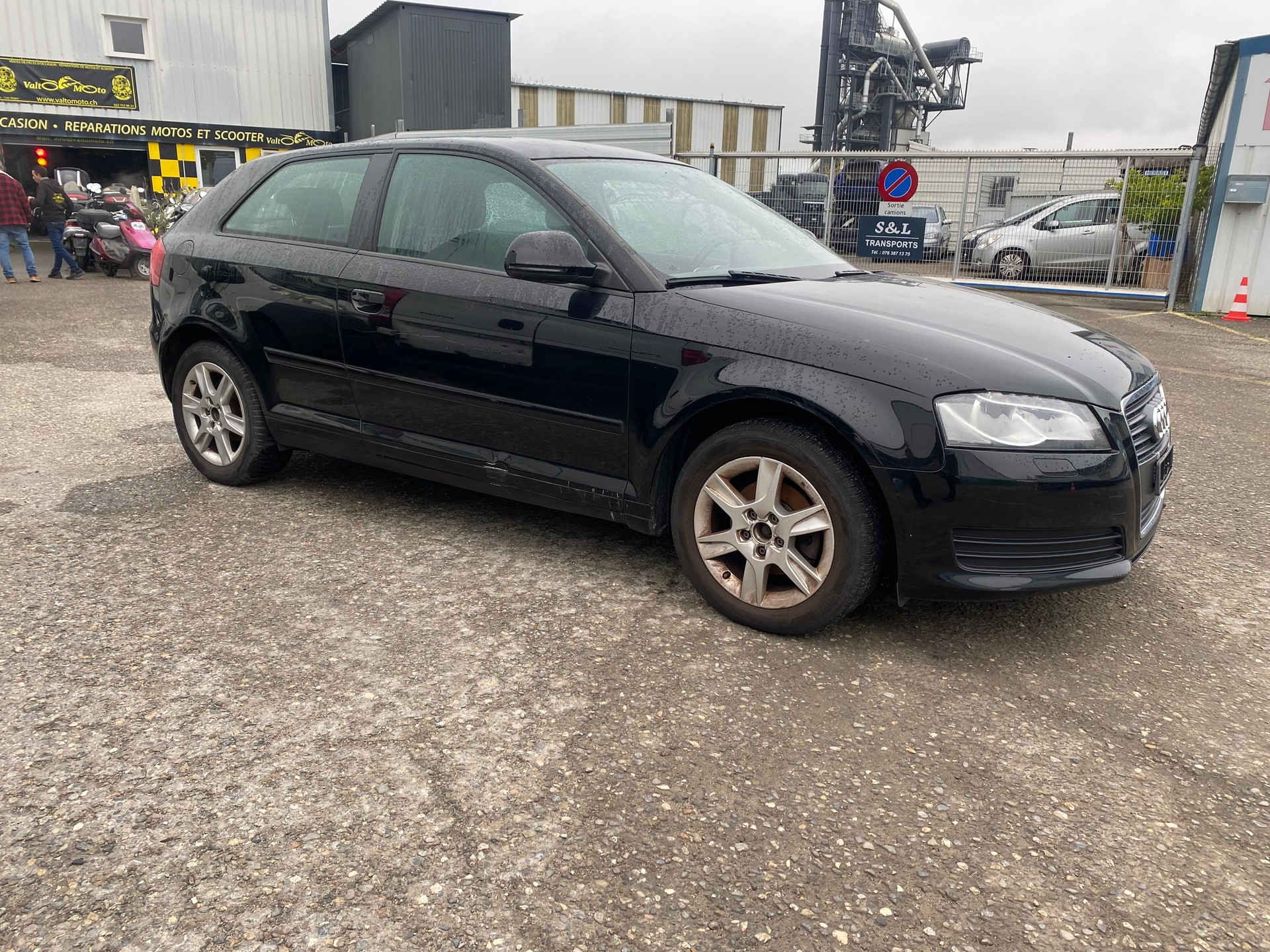 AUDI A3 1.6 Ambiente-image-3