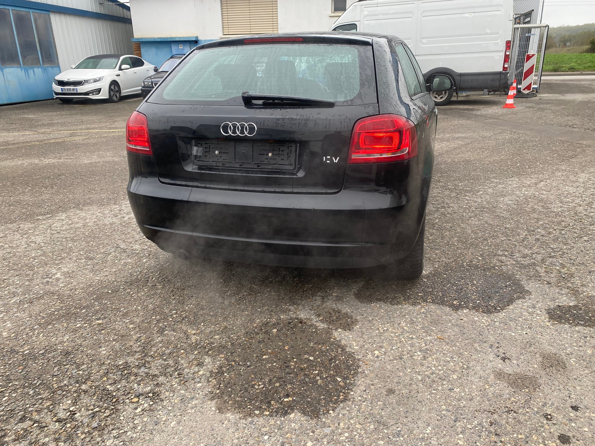 AUDI A3 1.6 Ambiente-image-2