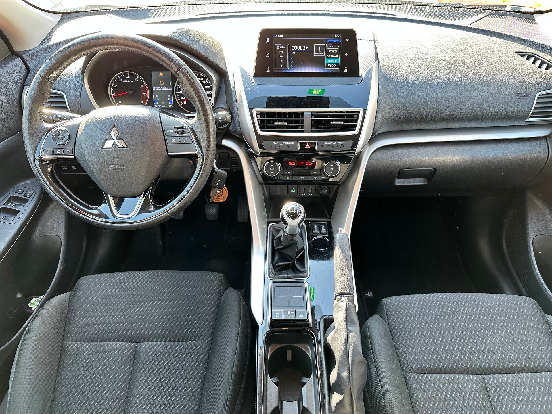 MITSUBISHI Eclipse Cross 1.5 T-Mivec Value 2WD-image-9