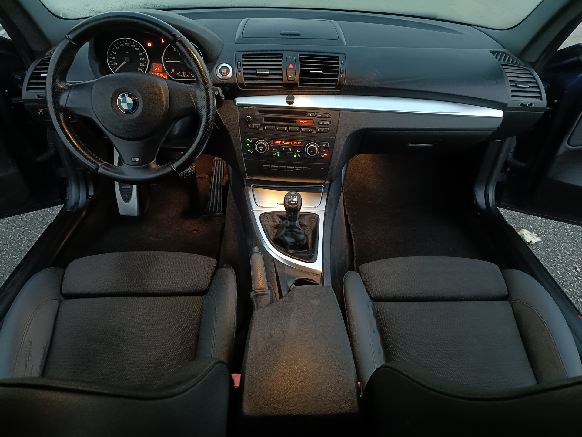 BMW 118d Access-image-7