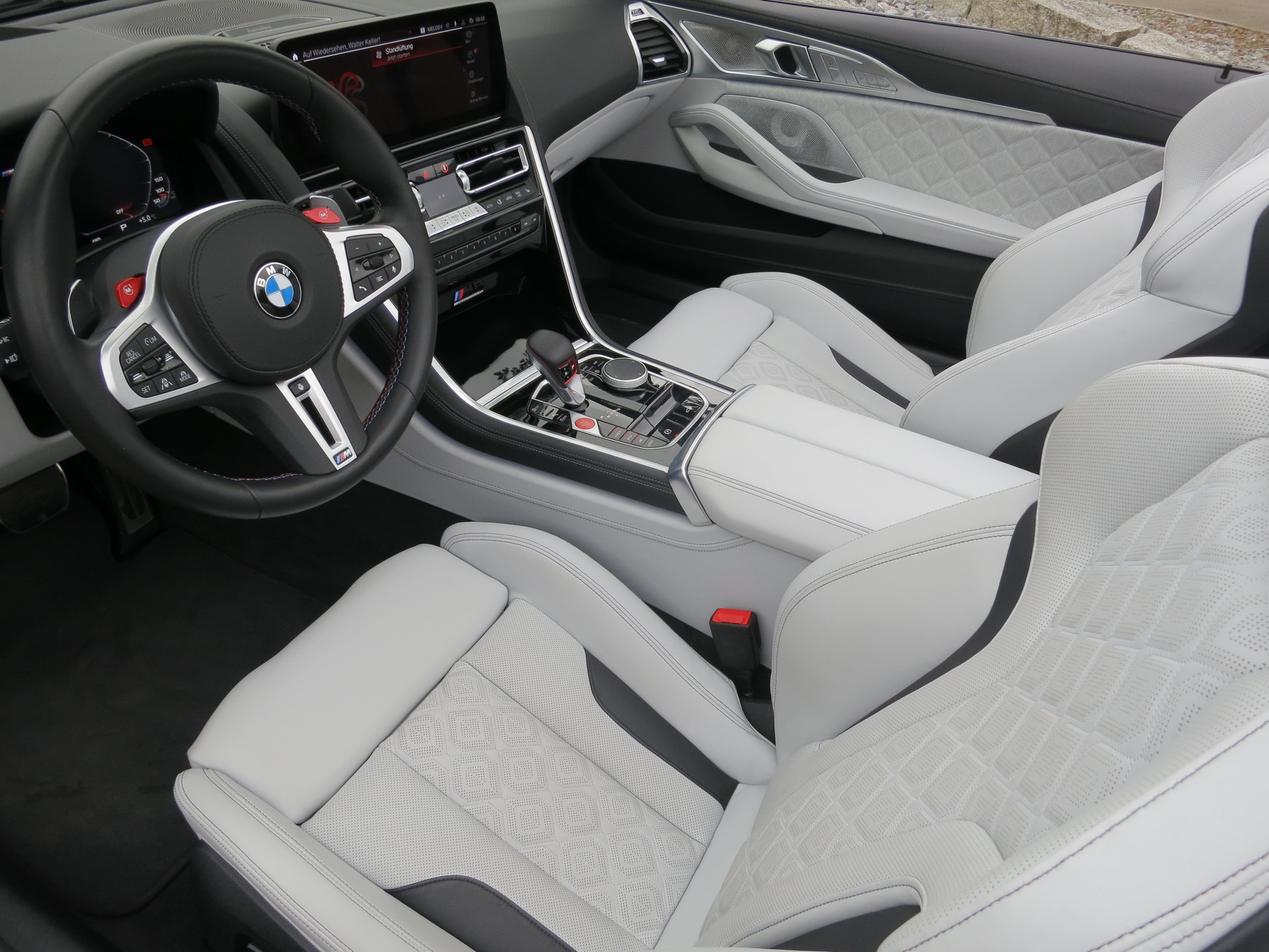BMW M8 xDrive M Competition-image-12